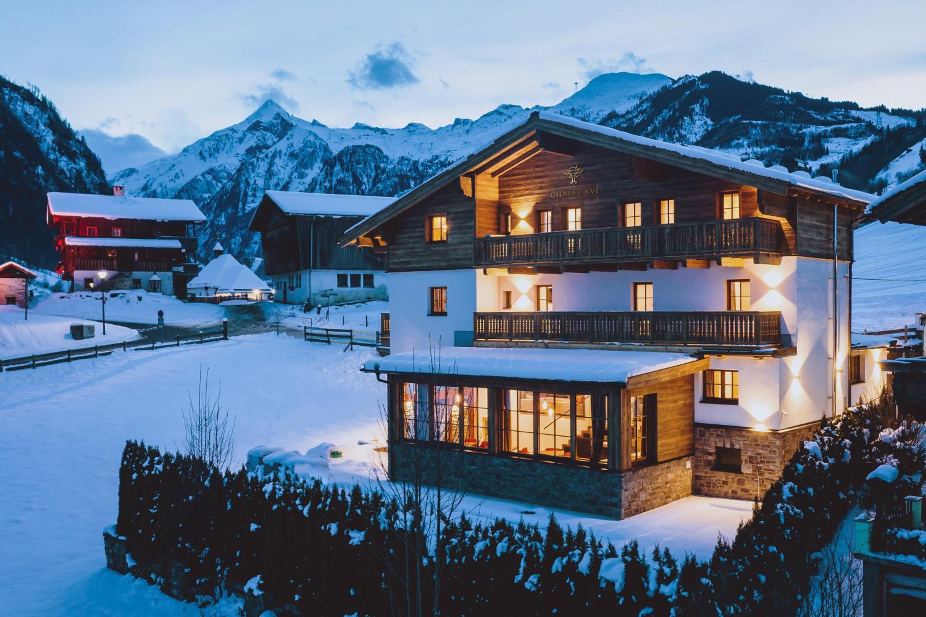 Serviced Luxury Chalet Evi, Ski-in Ski-out view 4