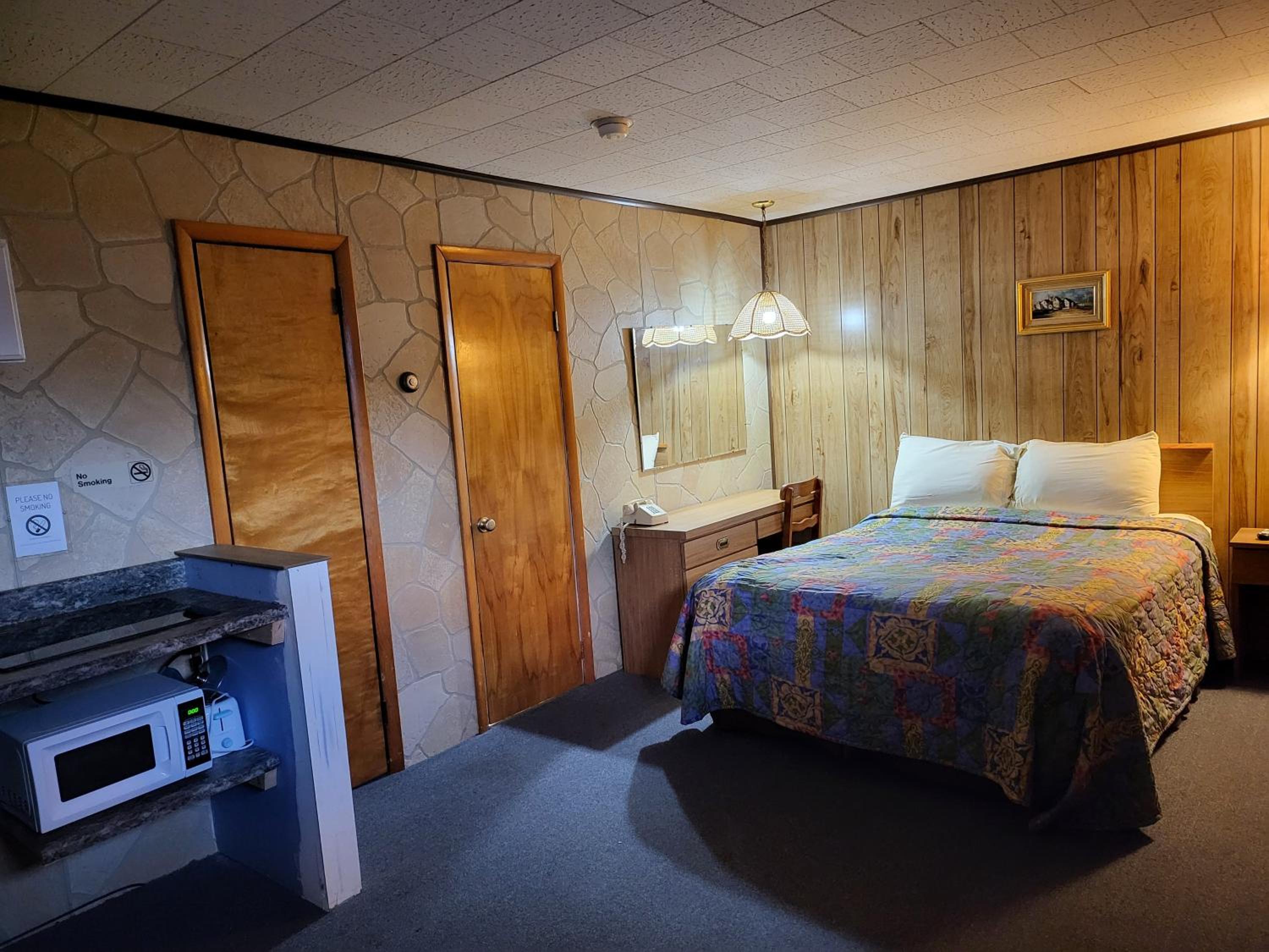 Red Ranch Inn