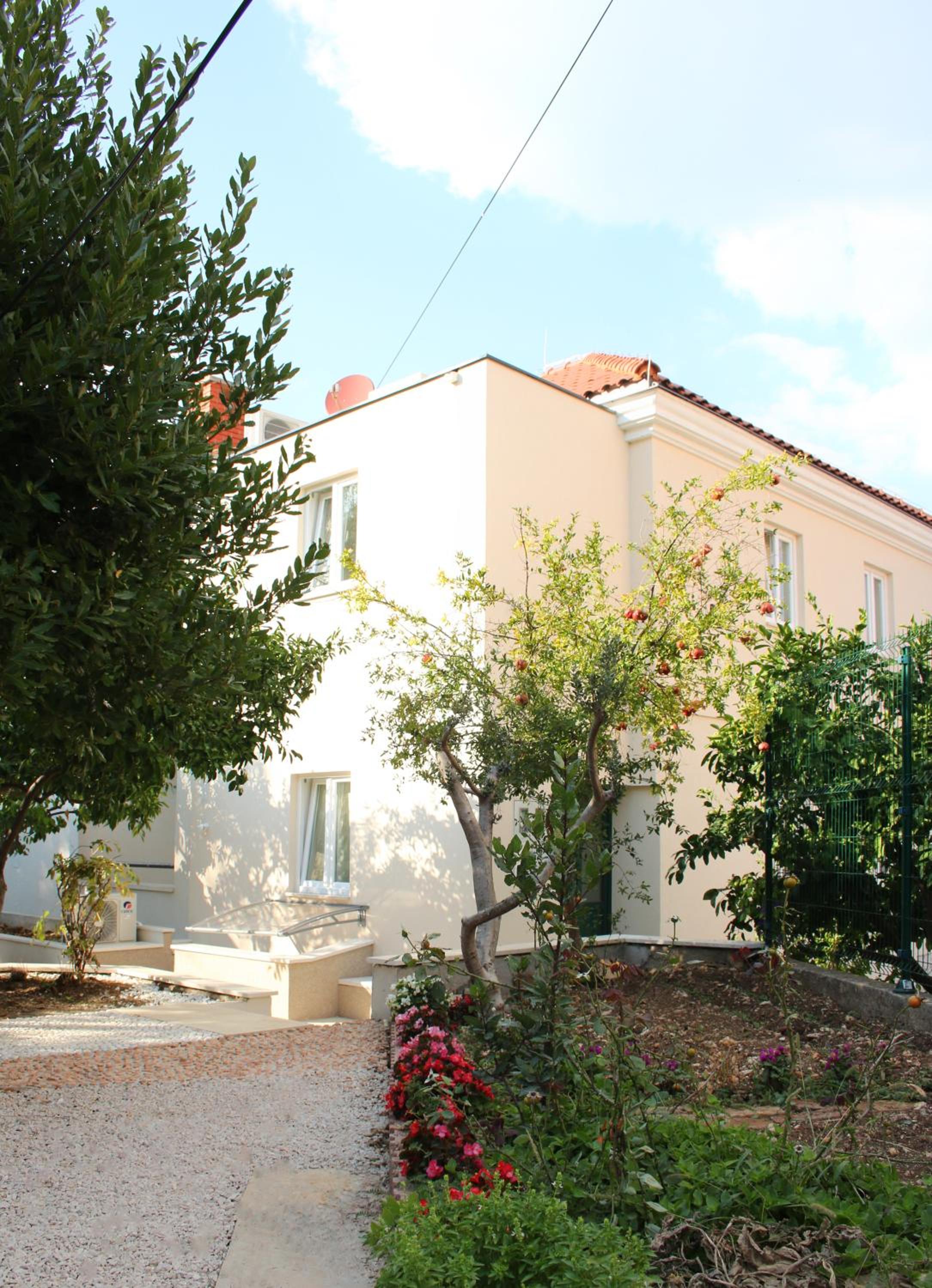 Luxury Villa Roza view 4