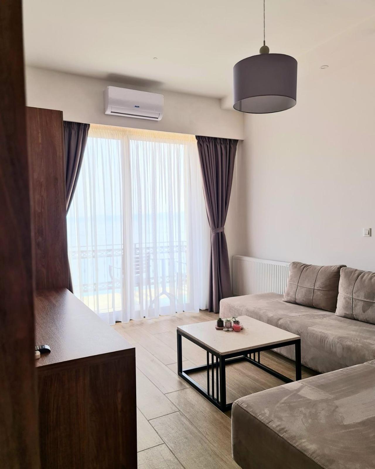 PS Apartments view 4