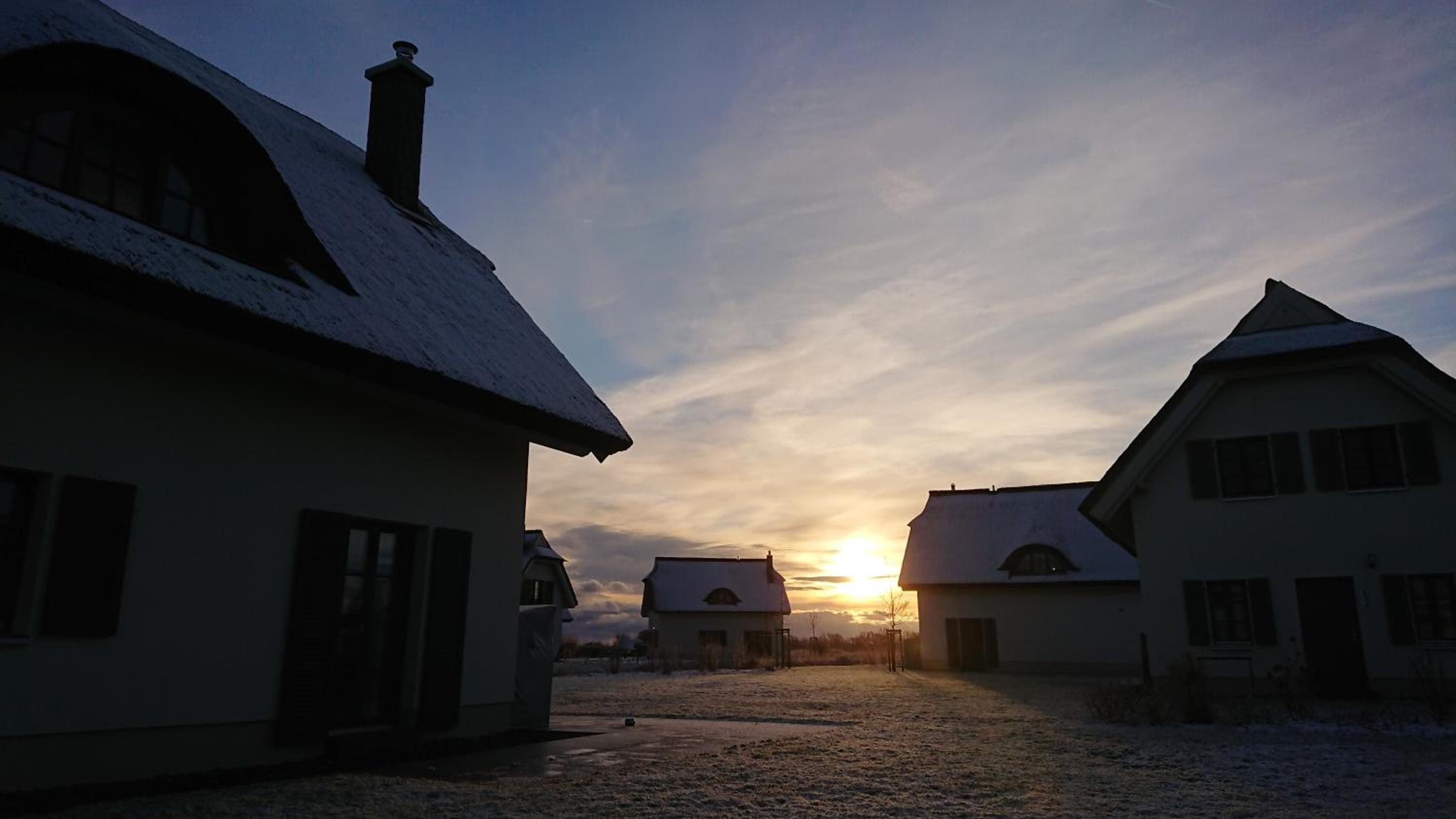 Reetdachhäuser am Bakenberg