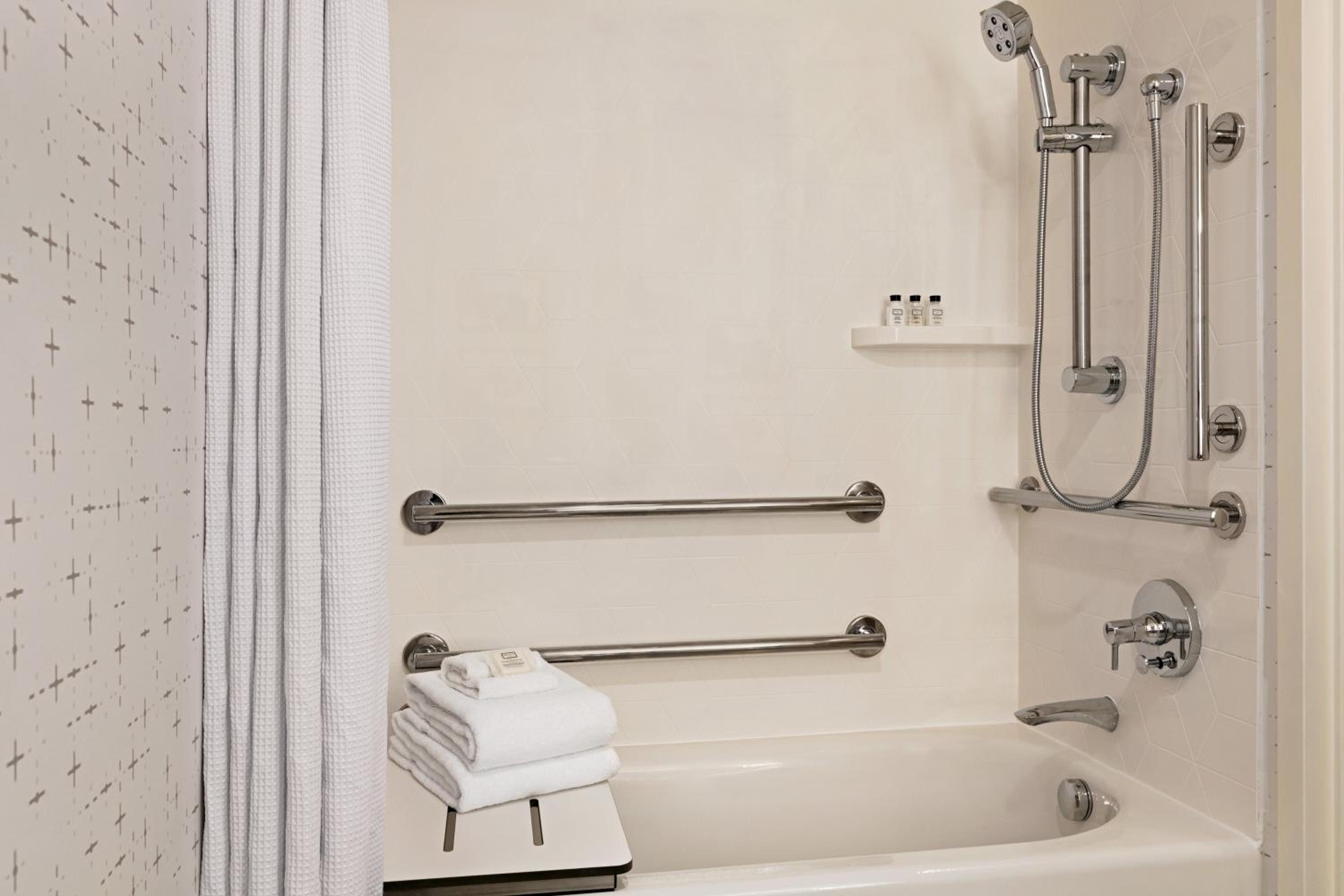 Crowne Plaza Hotel Philadelphia - King of Prussia, an IHG Hotel - Property Image 7