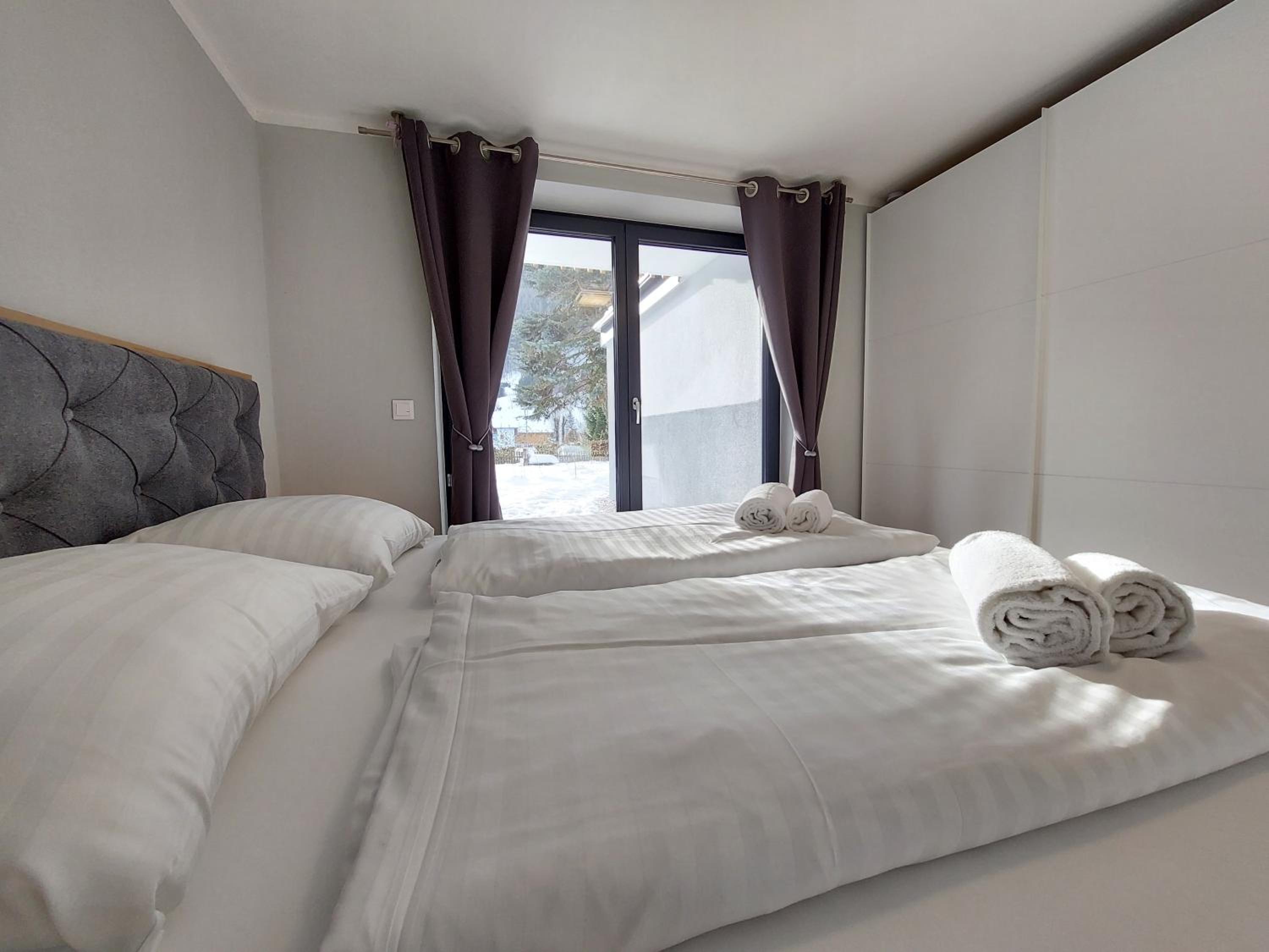 RMG Roses Apartments
