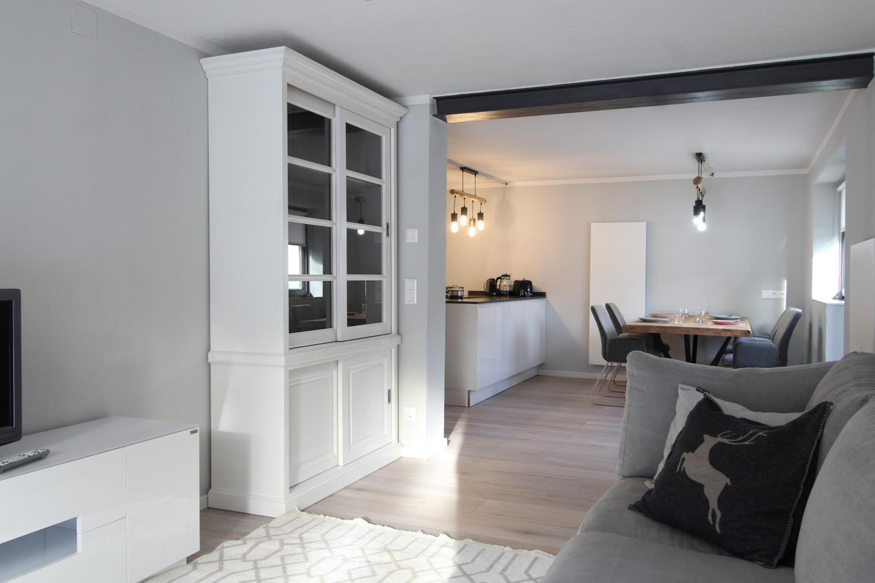 RMG Roses Apartments
