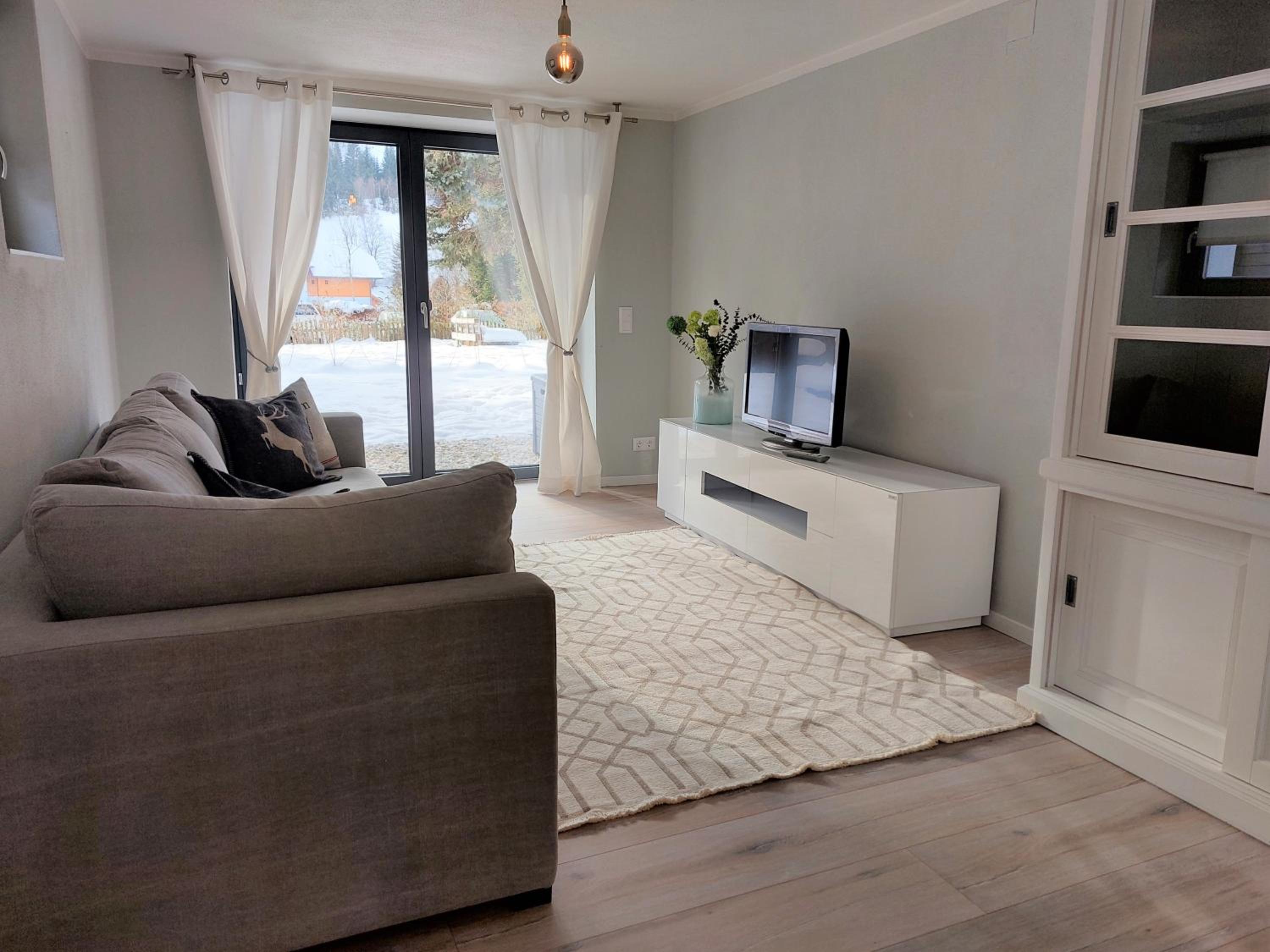 RMG Roses Apartments