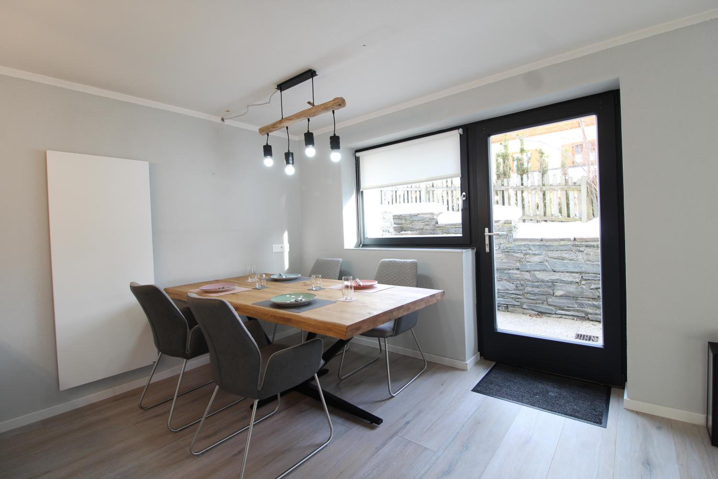 RMG Roses Apartments