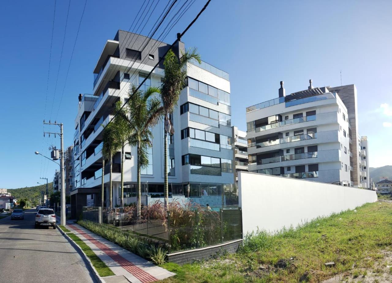 Hotel Cobertura Velejar Em Condominio Home Club