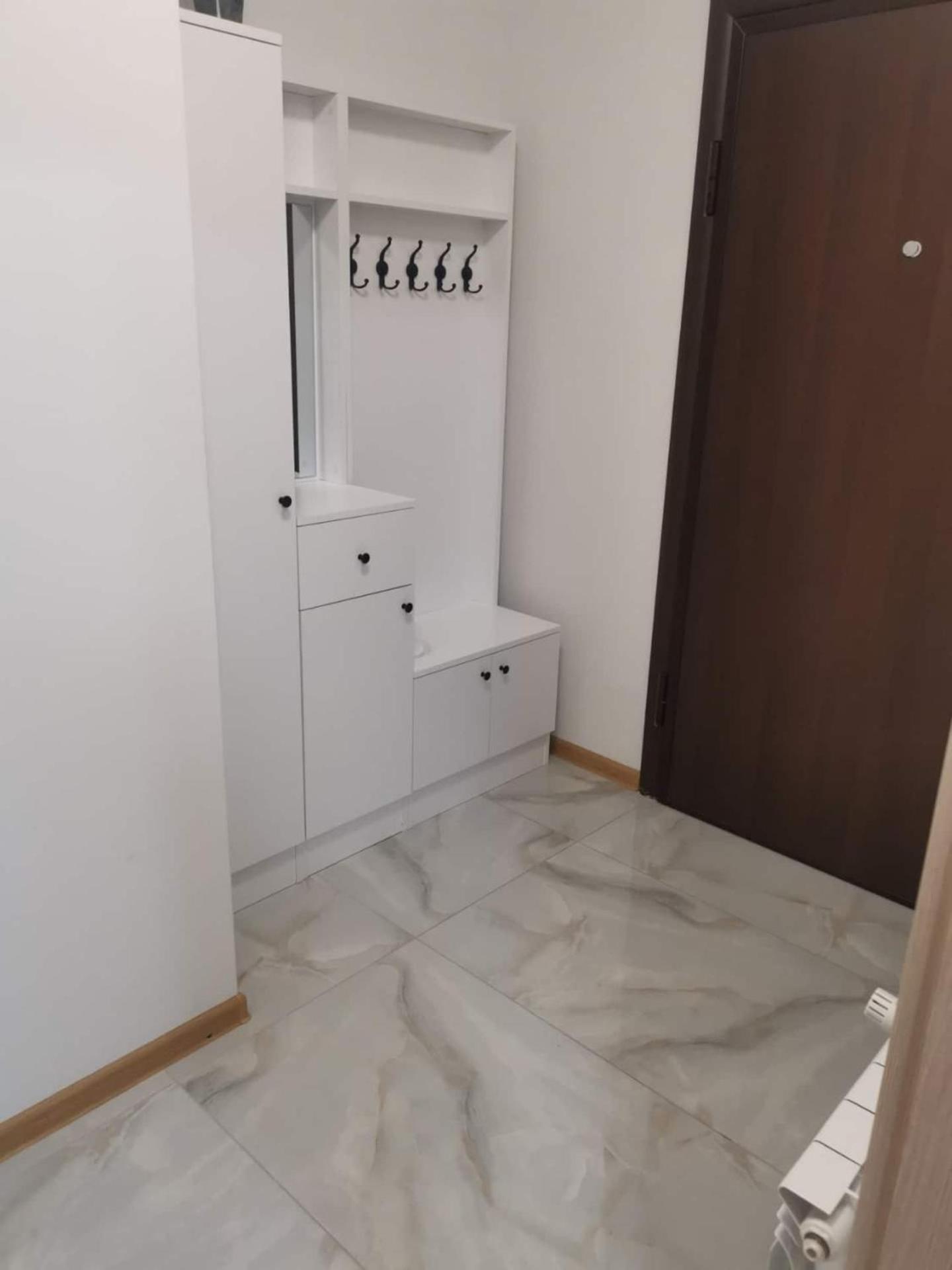 new apartment near city center with free parking view 5