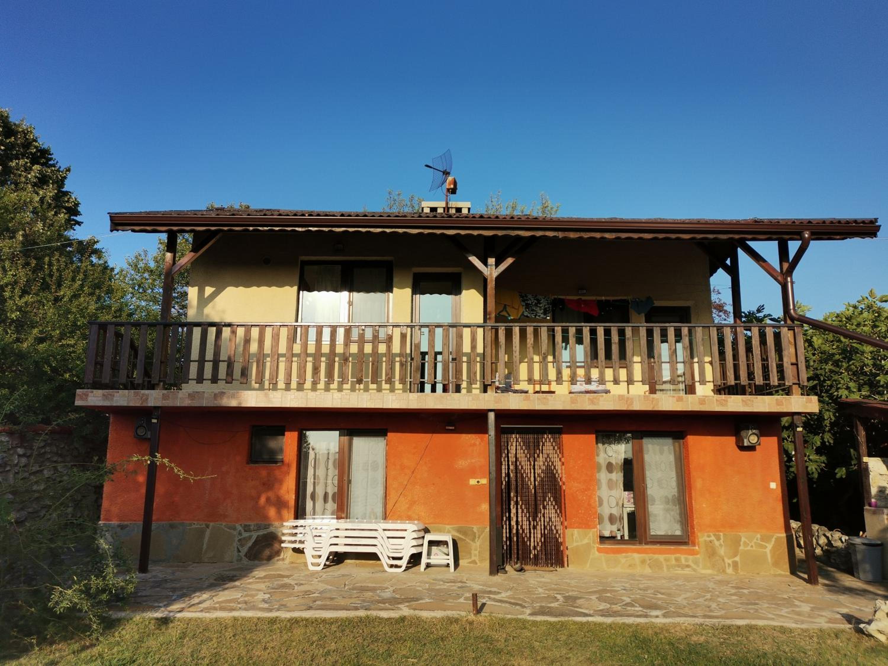 Sunset House