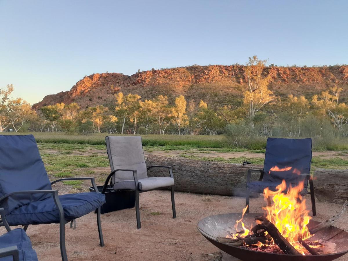 Alice Springs Vacations - Squeakywindmill Boutique Tent BB - Property Image 5
