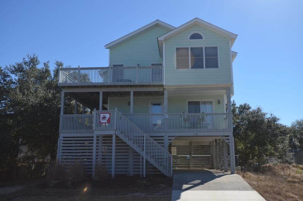 OBX Family Home with Pool - Pet Friendly - Close to Beach- Pool open late Apr through Oct view 2