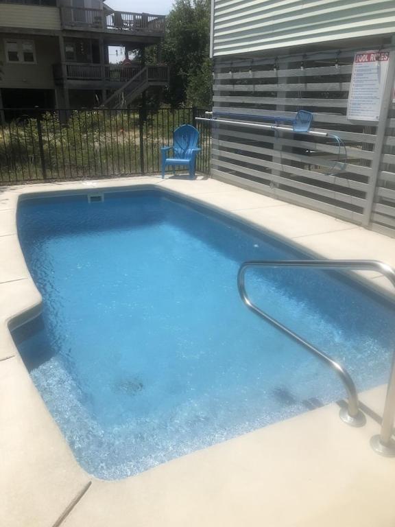 OBX Family Home with Pool - Pet Friendly - Close to Beach- Pool open late Apr through Oct view 3