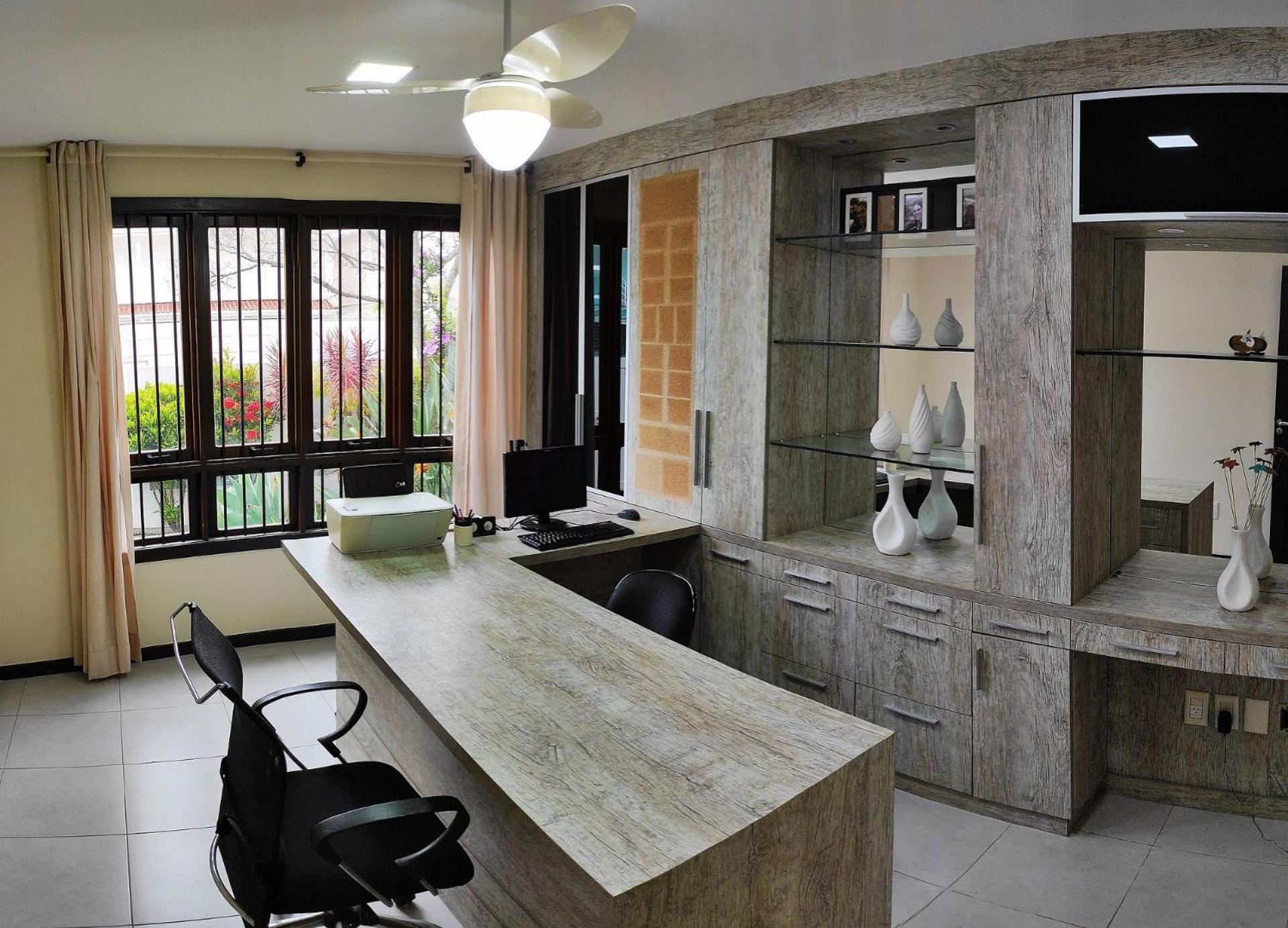 Casa nos Ingleses com piscina e jacuzzi