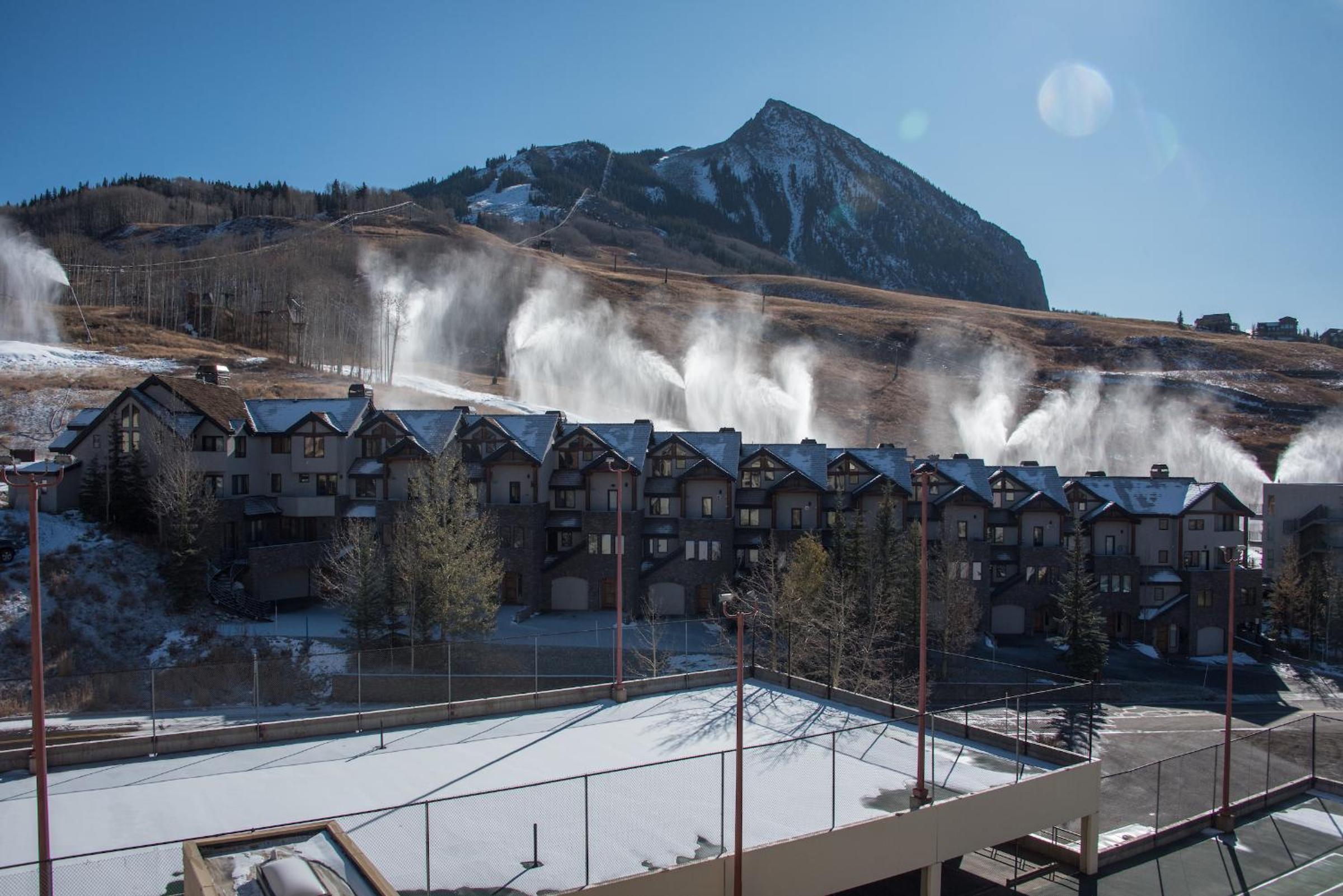 Gunnison Vacations - The Plaza Condominiums by Crested Butte Mountain Resort - Property Image 2