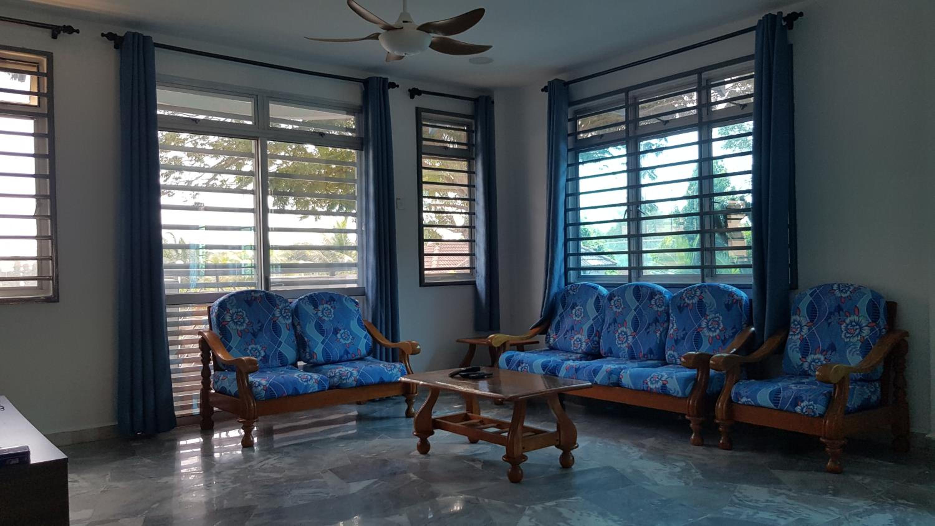 PD Batu 9 Cocobay apartment with family photo 4