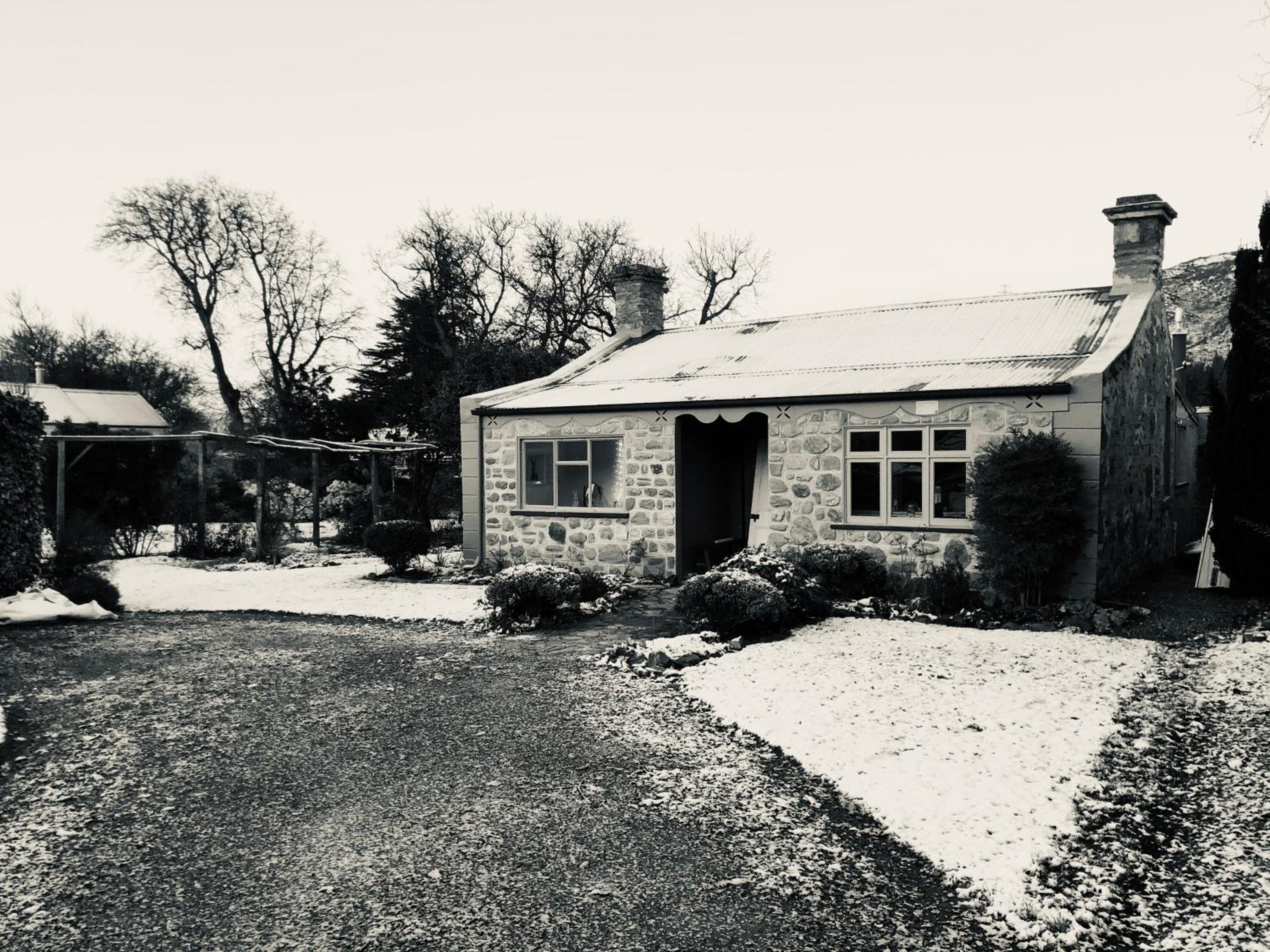Historic Clyde cottage guest house view 2