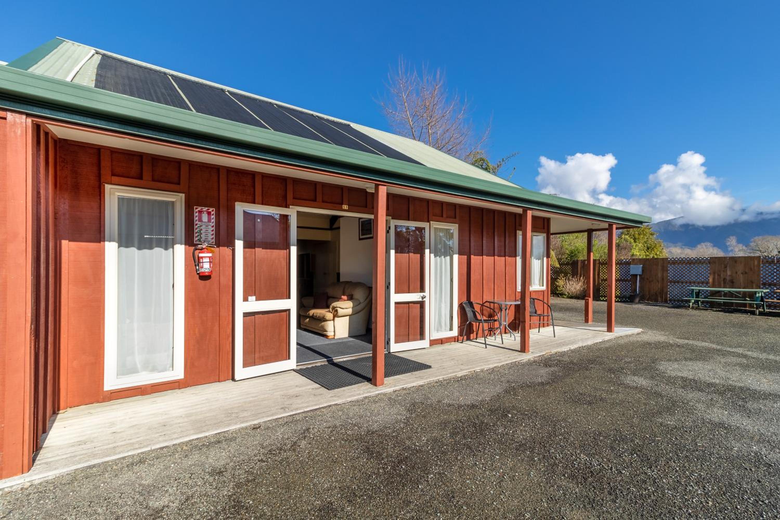 Anatoki Lodge Motel