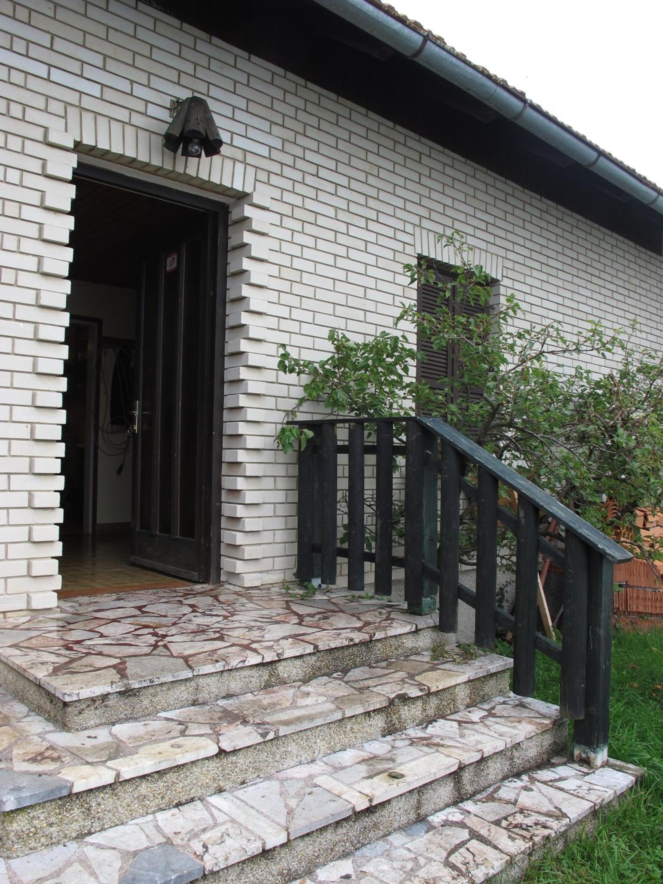 Vineyard Cottage Vrbek view 3