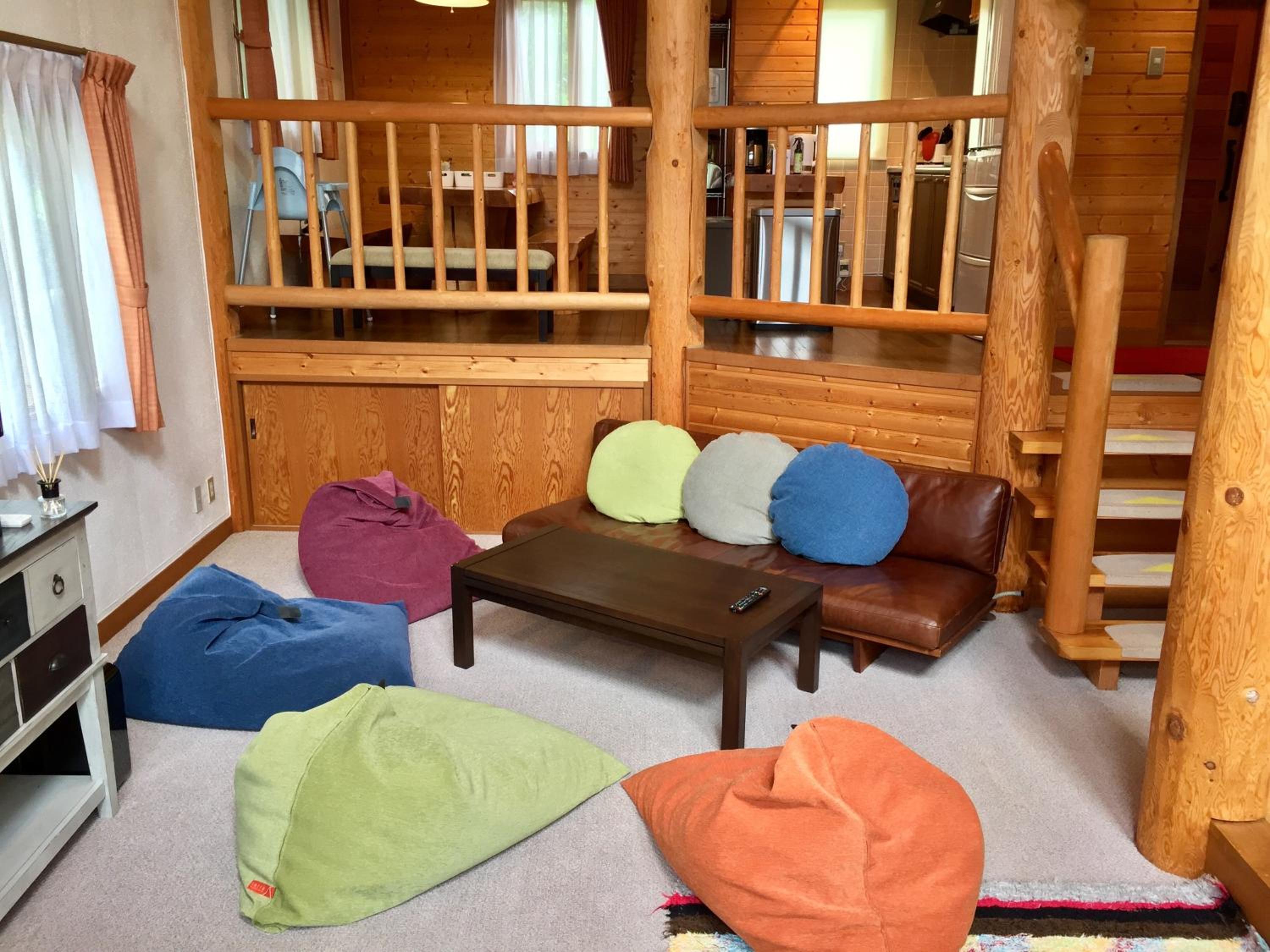 Photo 12