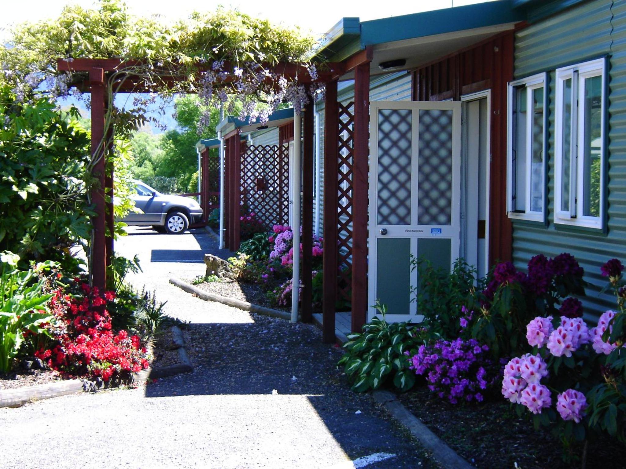 Anatoki Lodge Motel