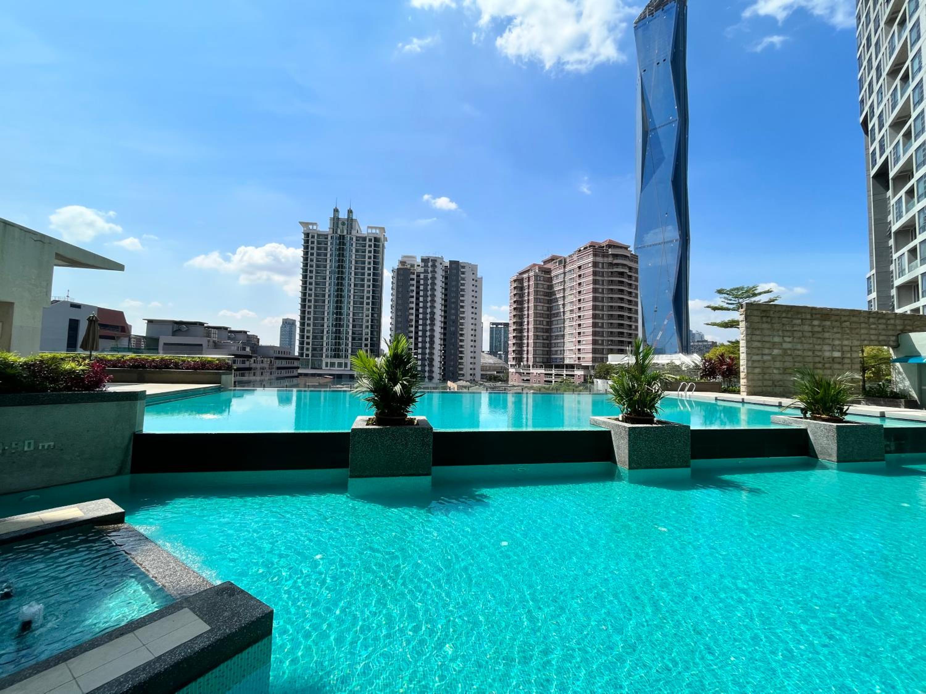 Deluxe Swiss Garden Residences Bukit Bintang City Center