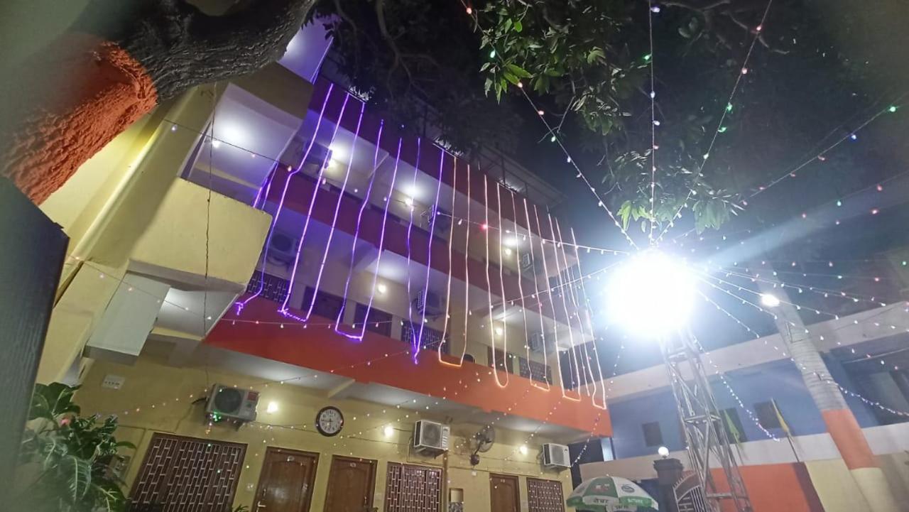 ANAND LOK VATIKA