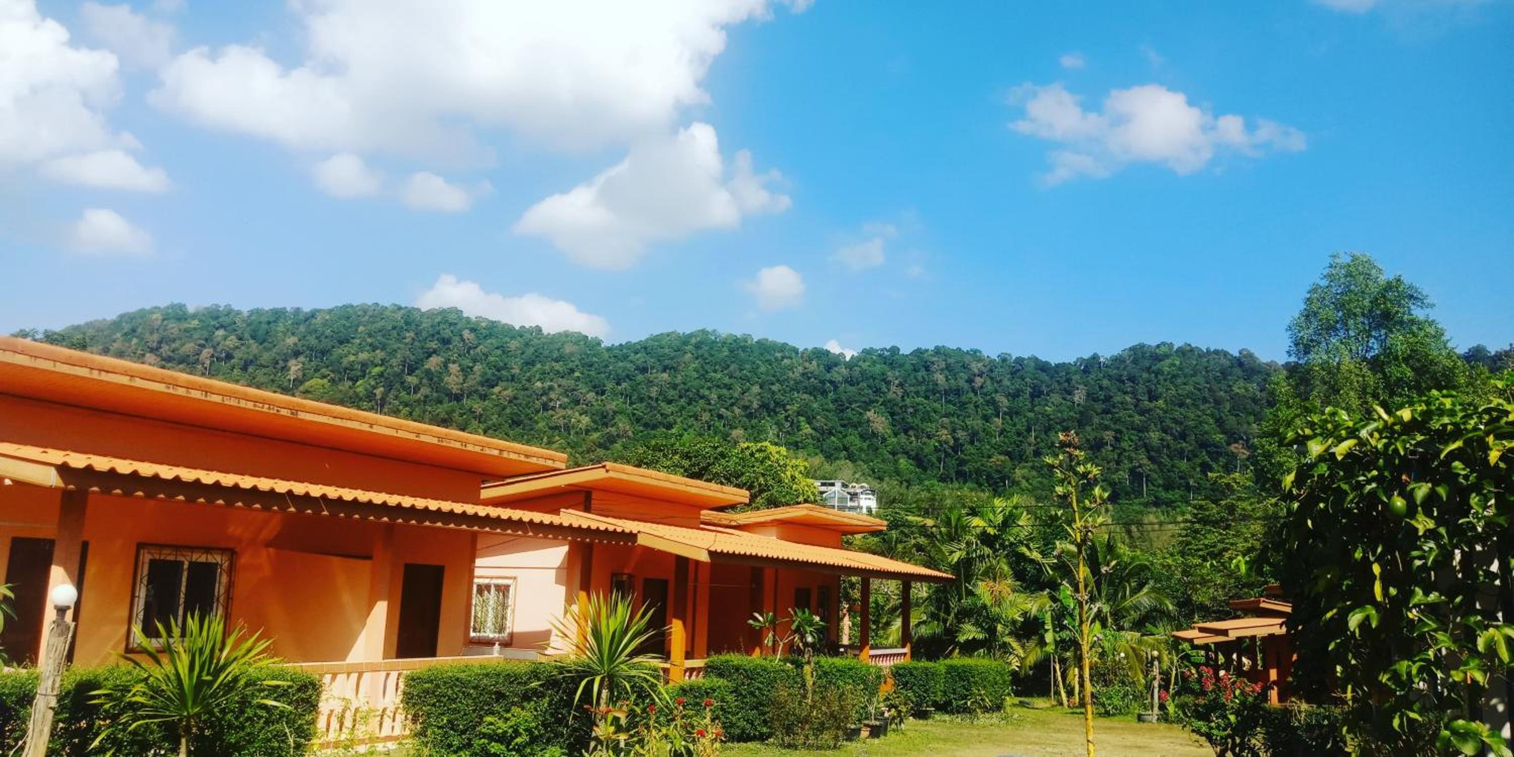 Hassana Garden Home