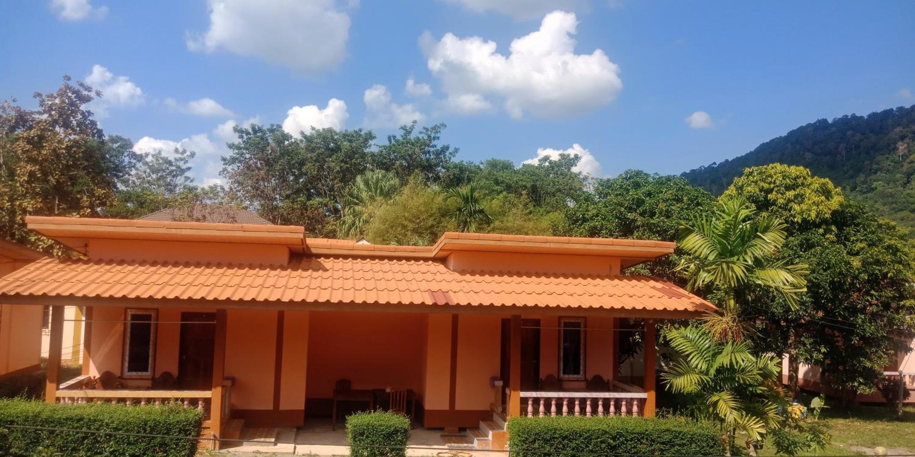Hassana Garden Home