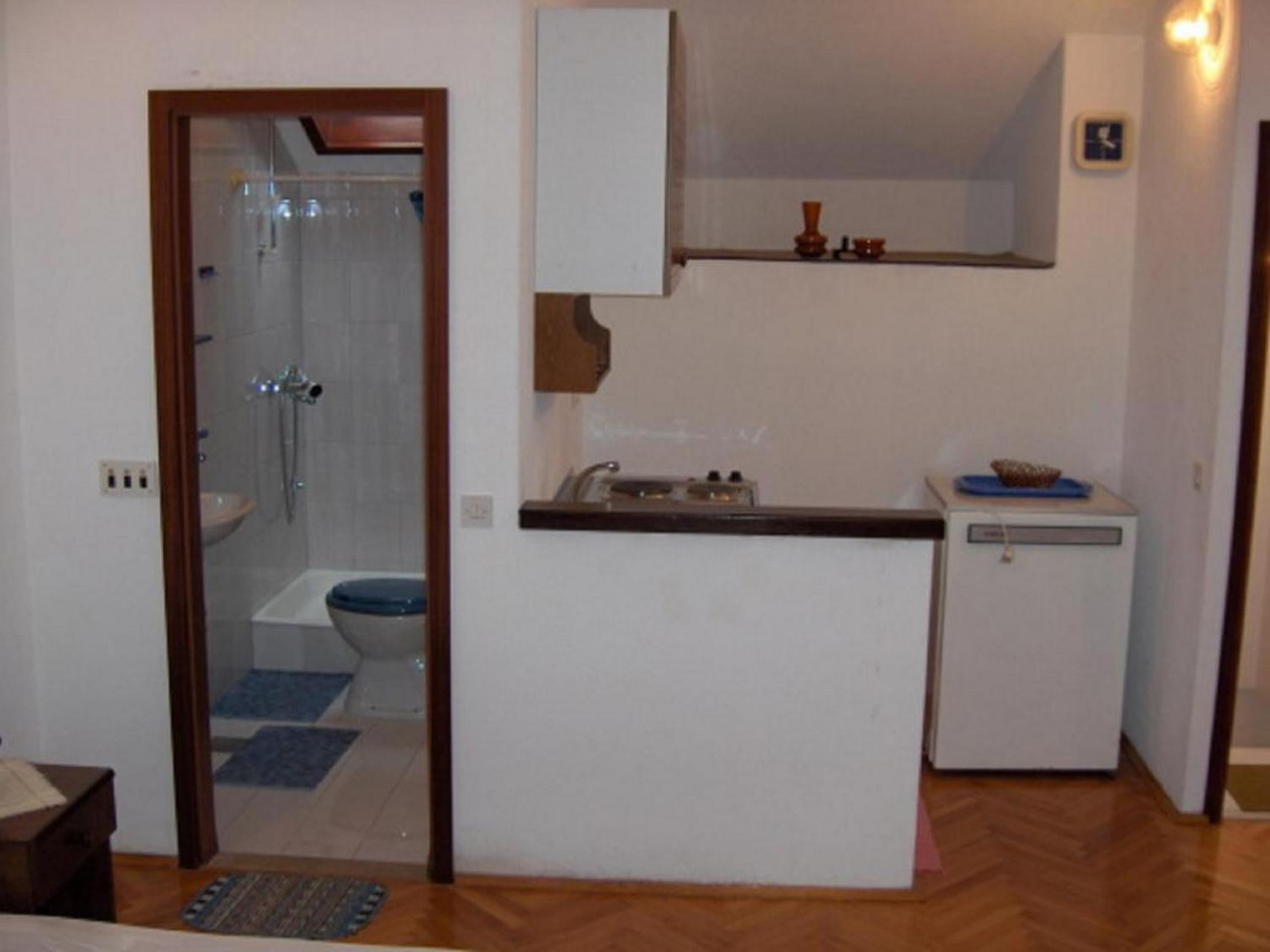 Photo 32