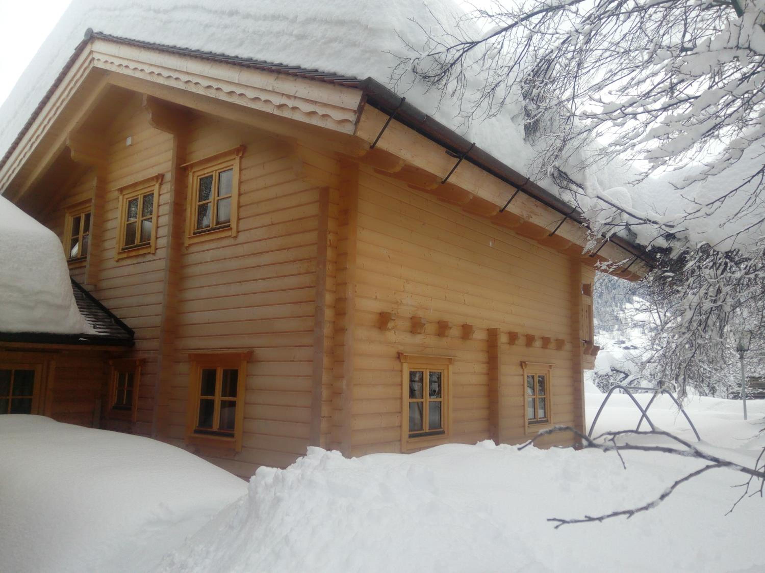 Schlosswirt Chalets & Apartments