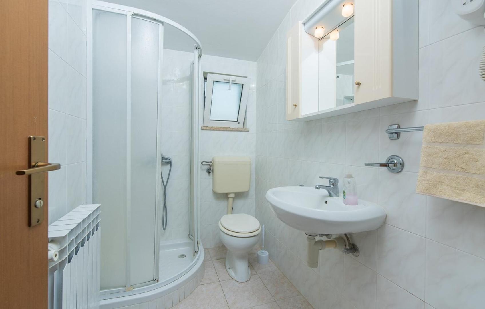 Villa Anita with common Pool - Property Image 30