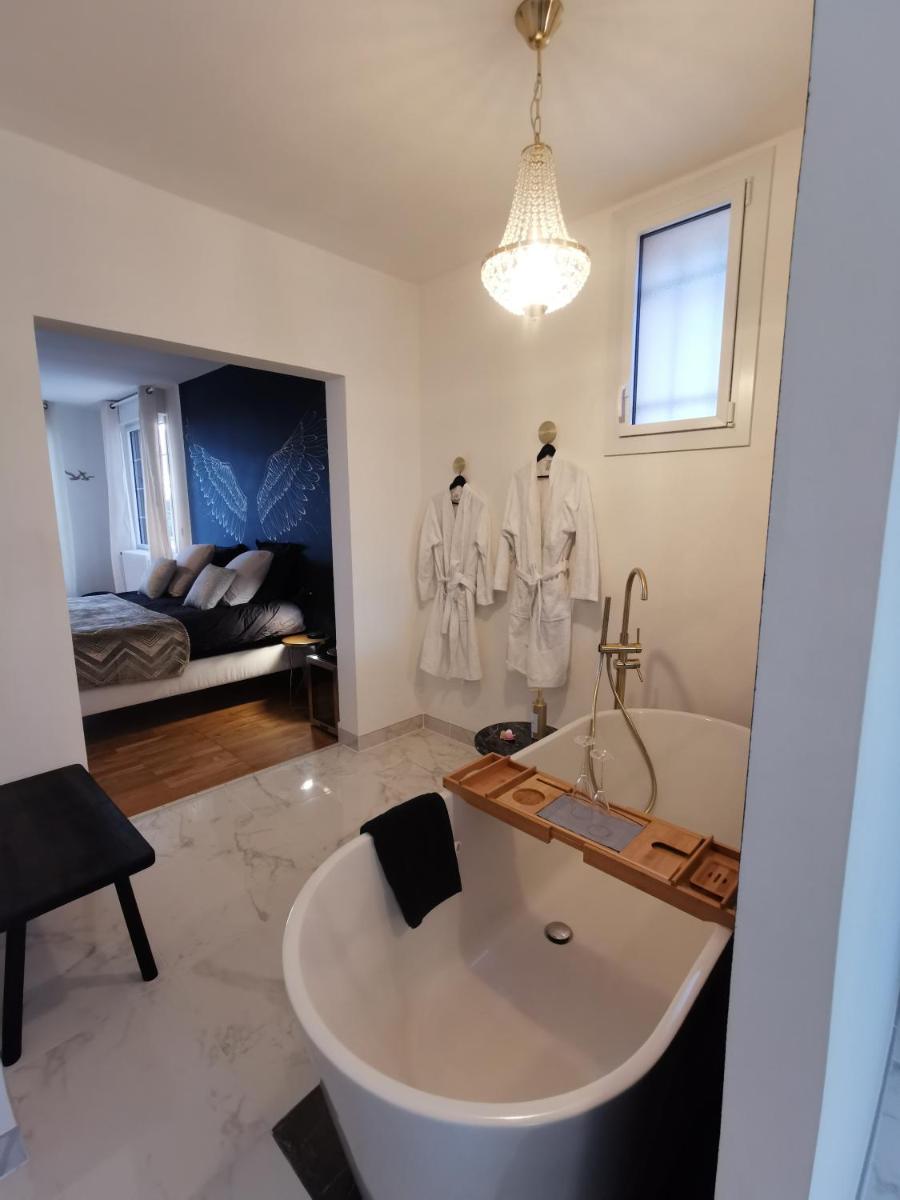 Les Rauches - Quai Loire - Suite Love view 4