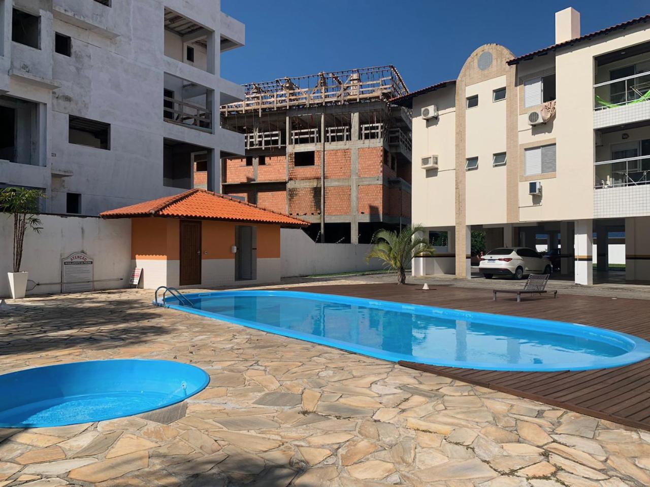 Lazer/conforto pertinho da praia Ingleses (Norte) view 4