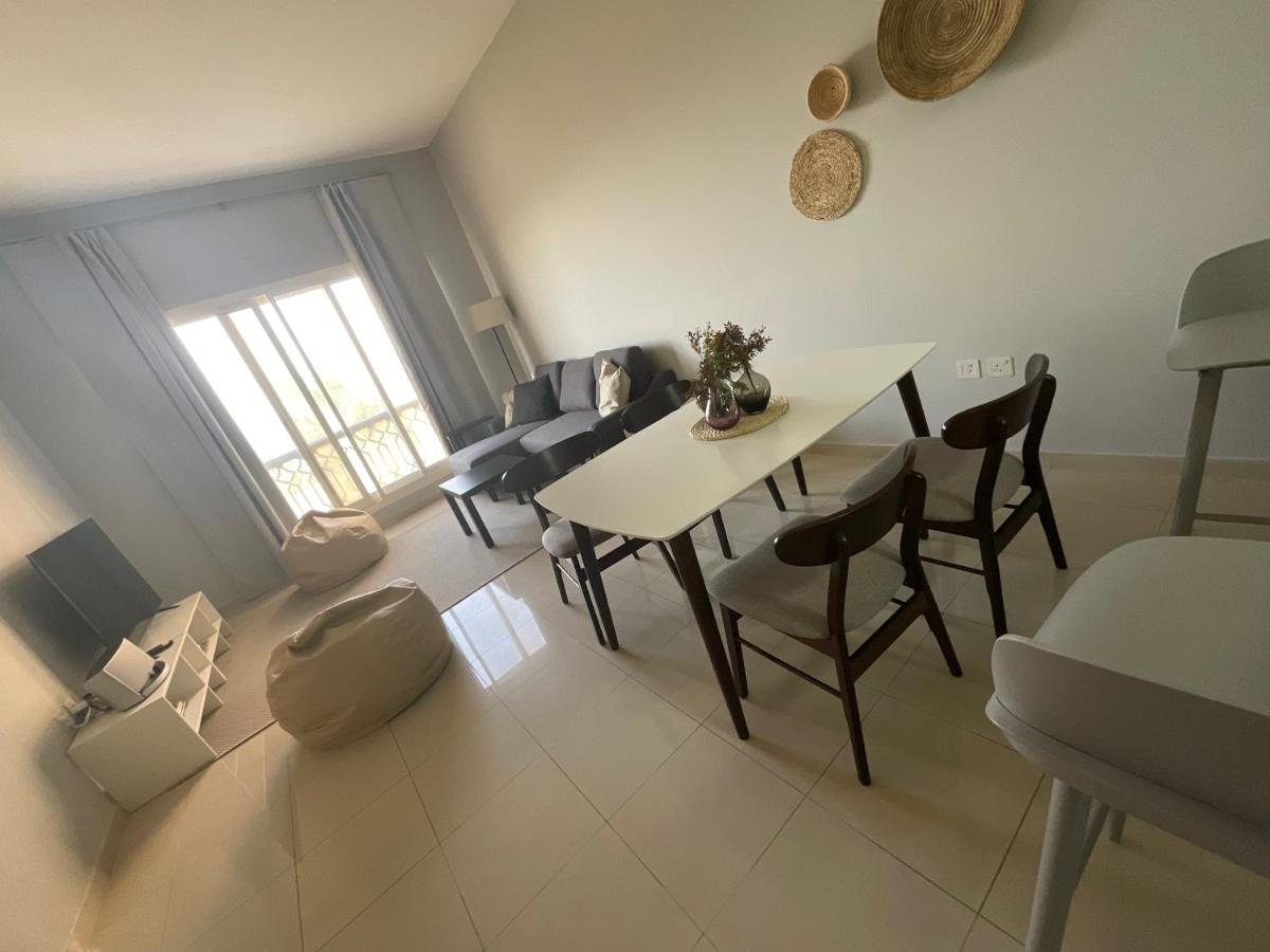 Lovely 1 bedroom holiday home on the beach