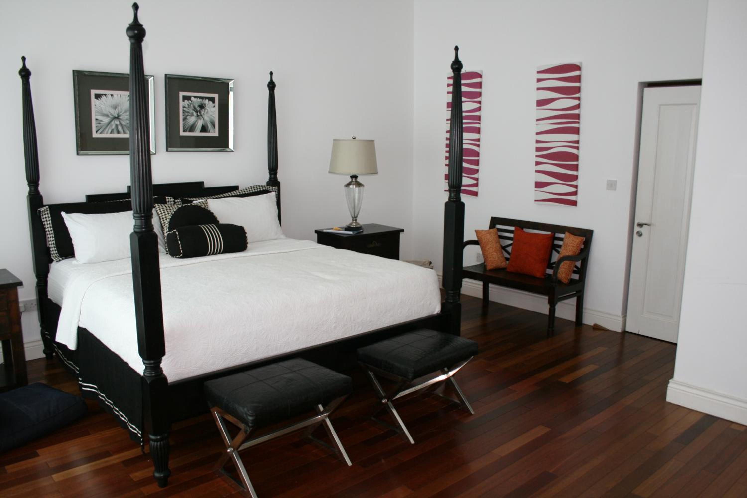 Zara Villas