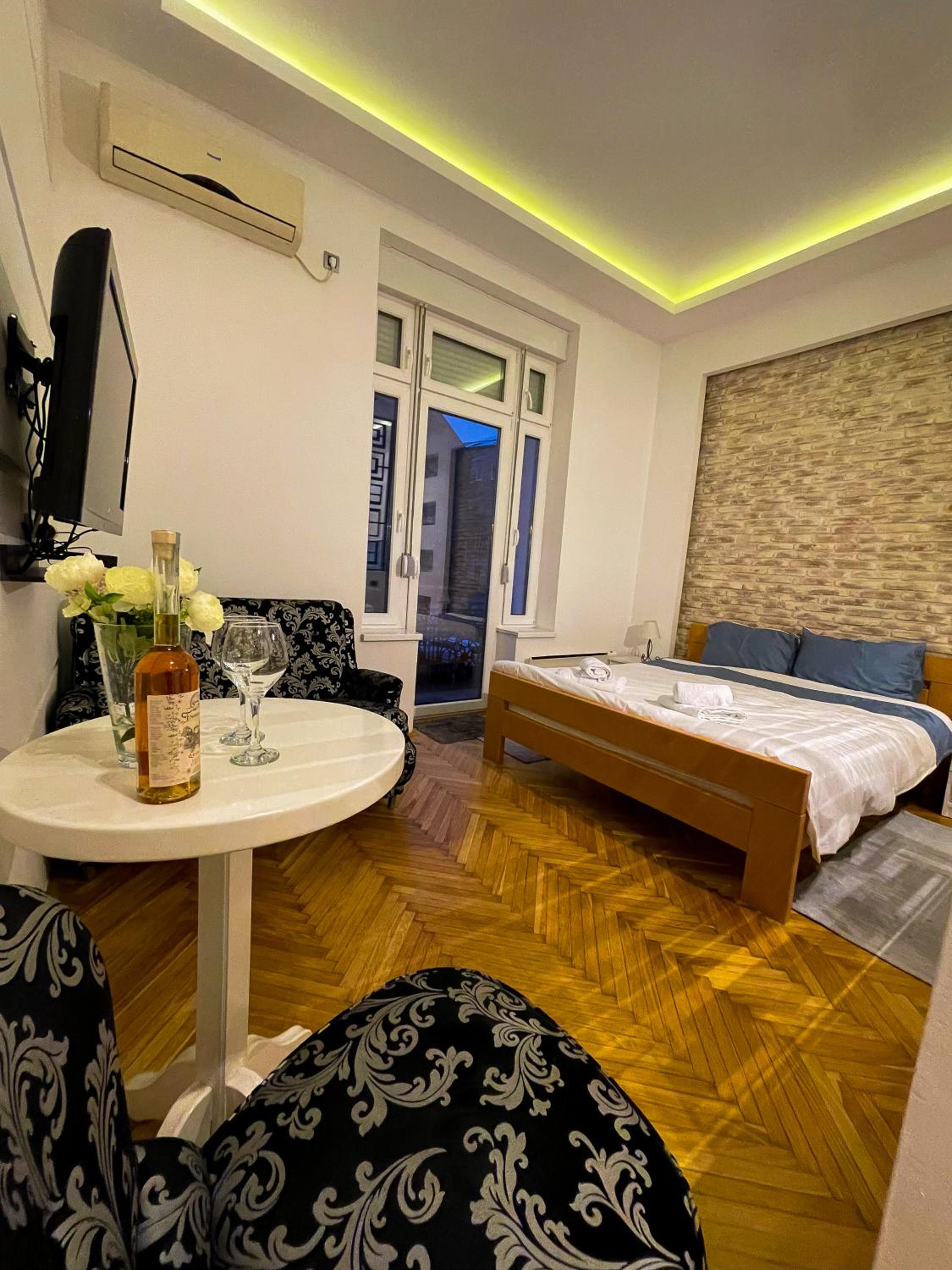 hotel room