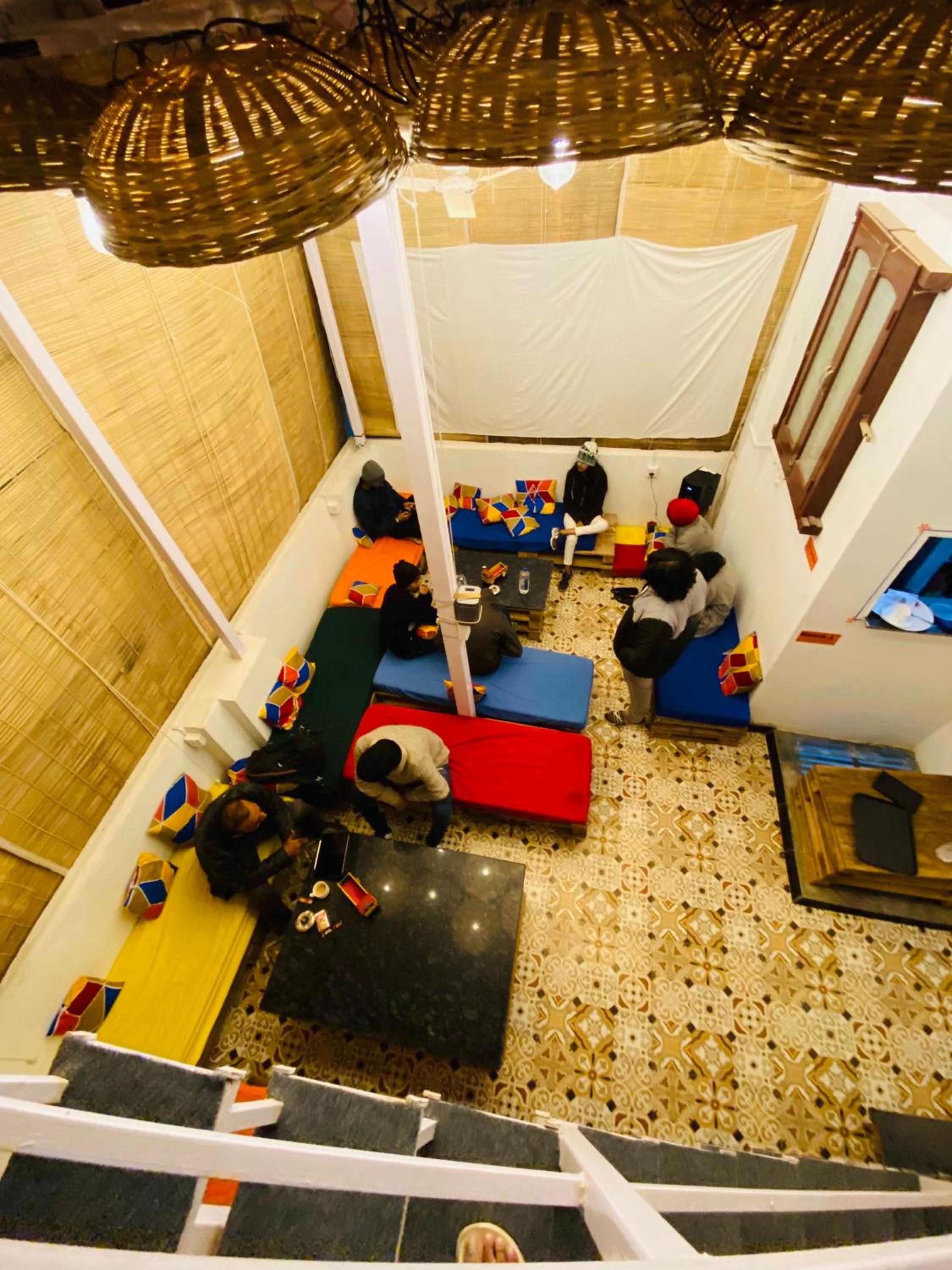 lounge