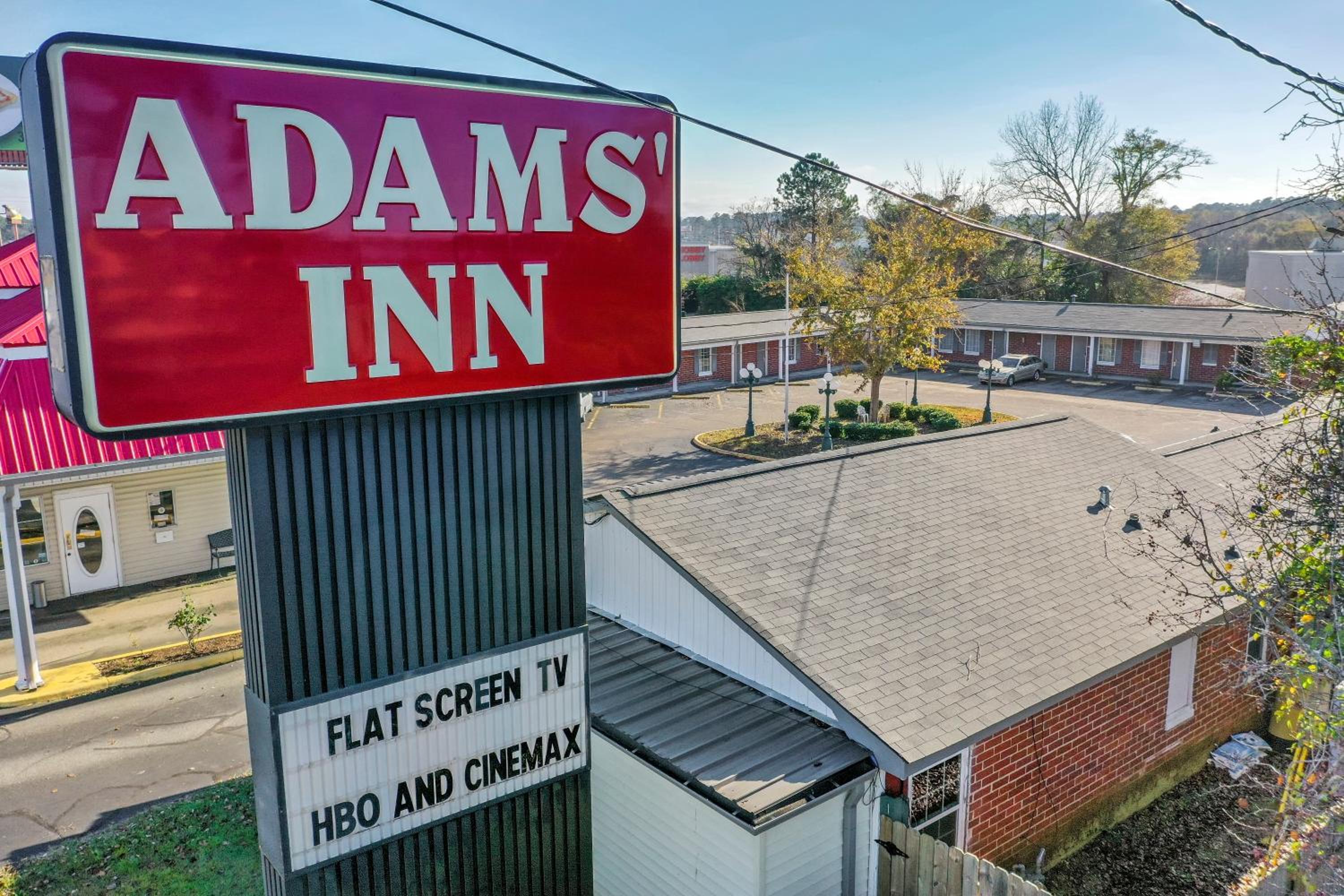 Adams Inn