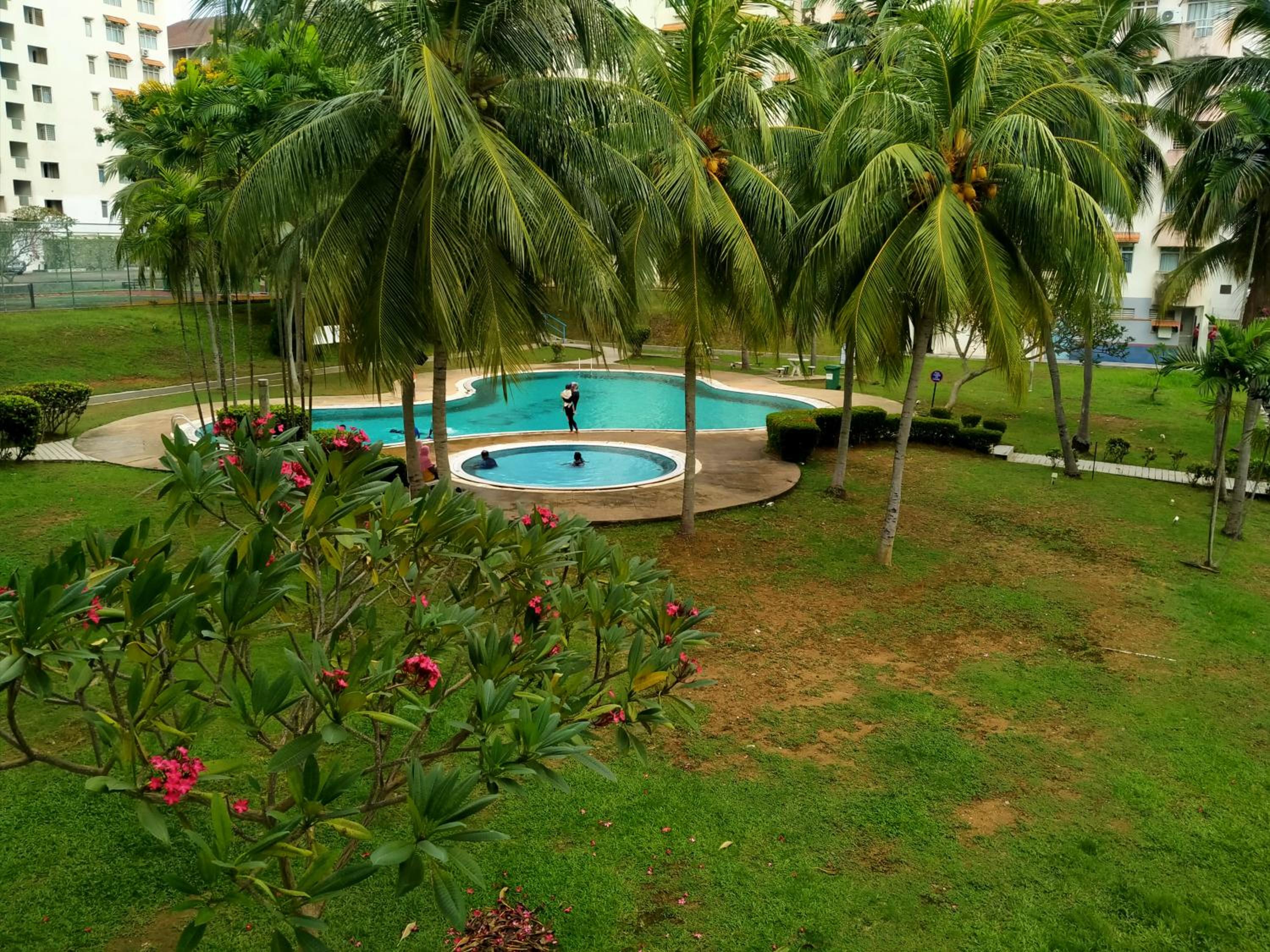 Budget 2-Bedroom@Cocobay Resort Condominium photo 7