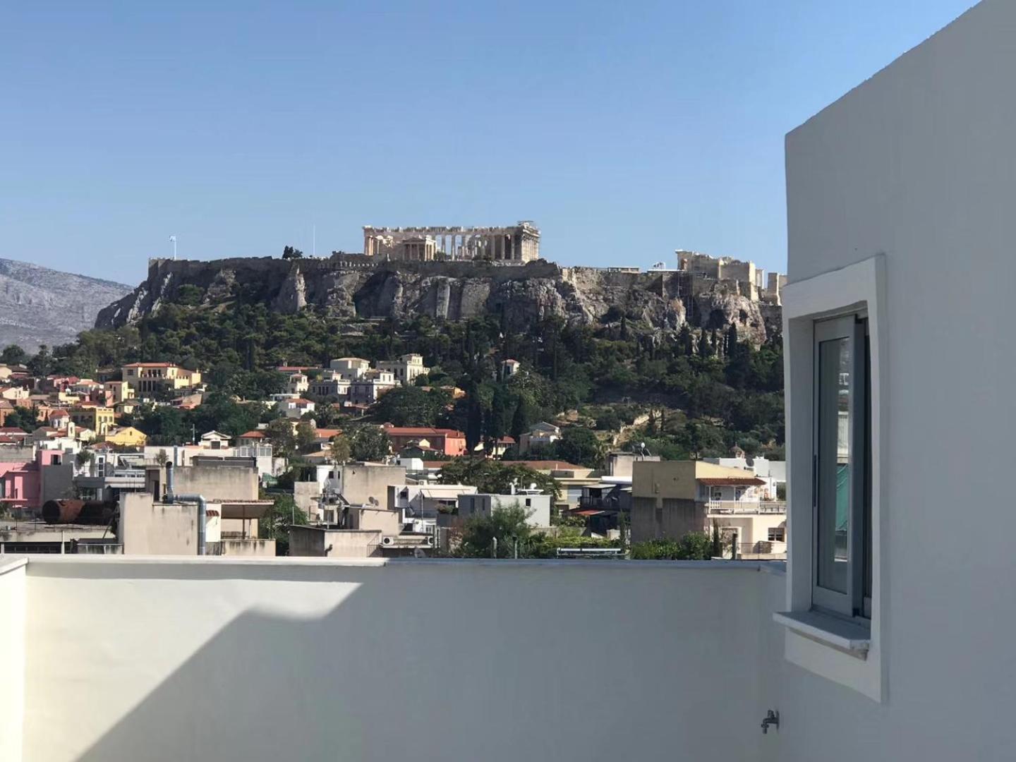 WUKELA APARTMENTS