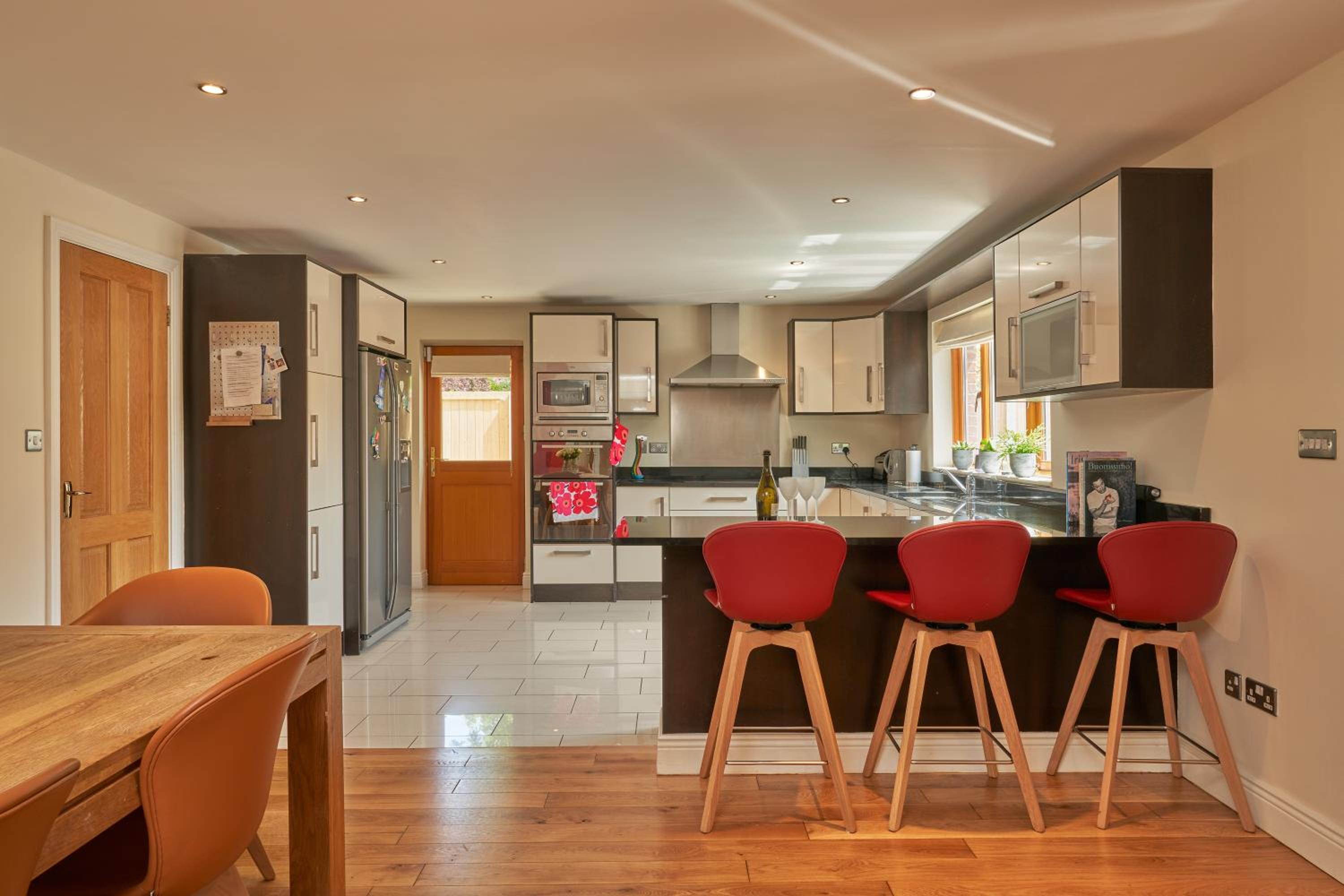 Dublin 'Home from Home', Luxury, Private Secure House
