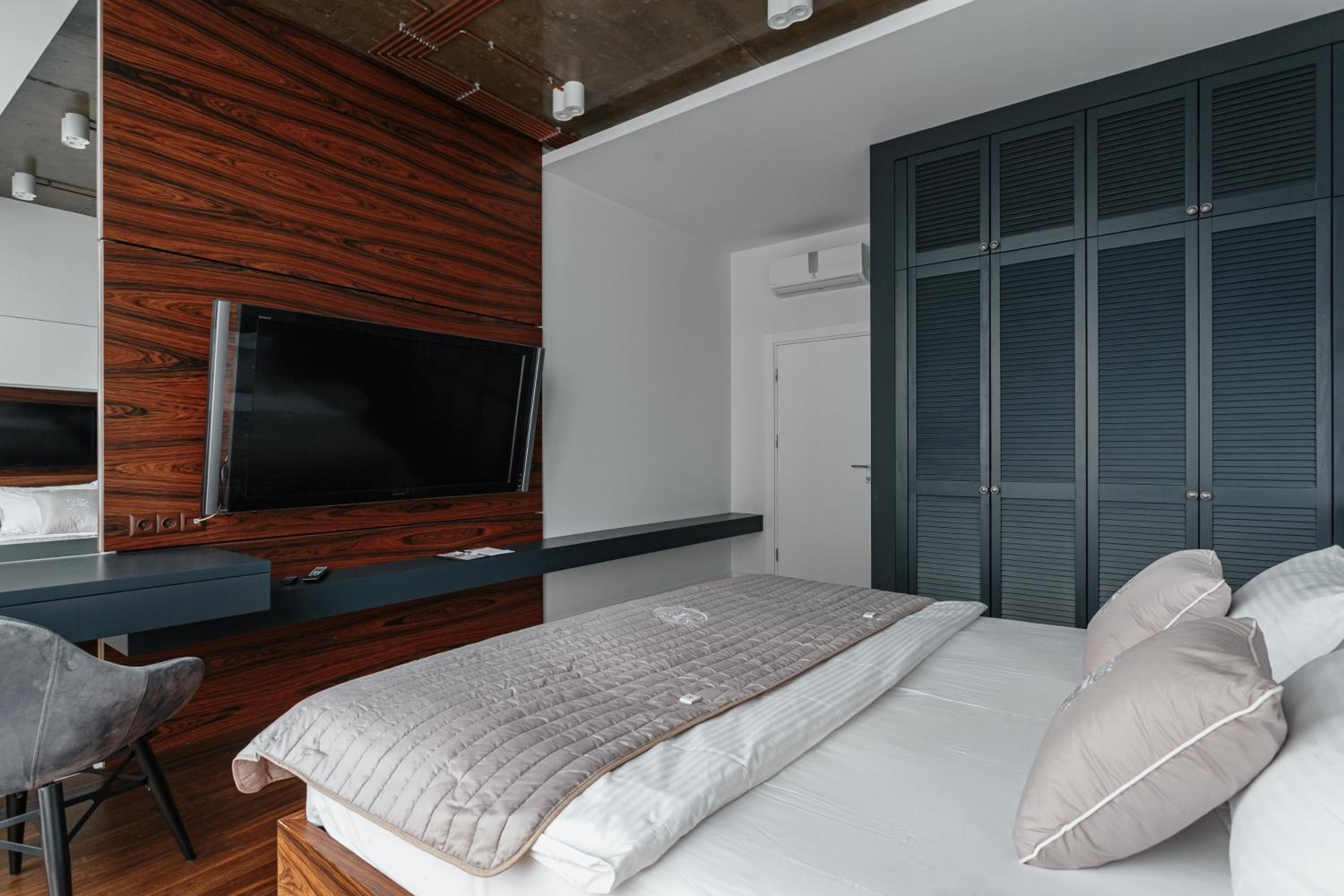 Royal Arcadia Apartment view 2