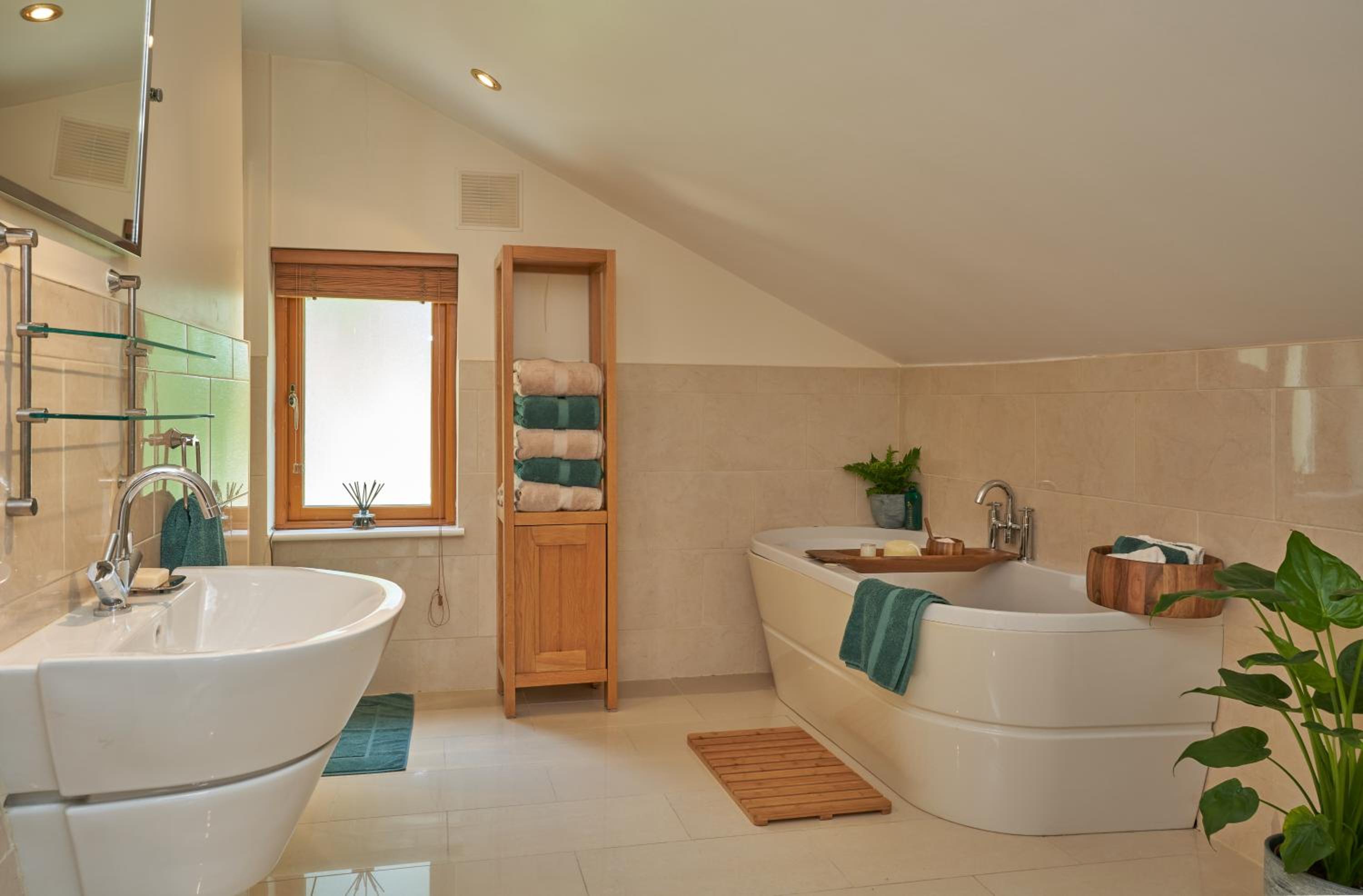 Dublin 'Home from Home', Luxury, Private Secure House