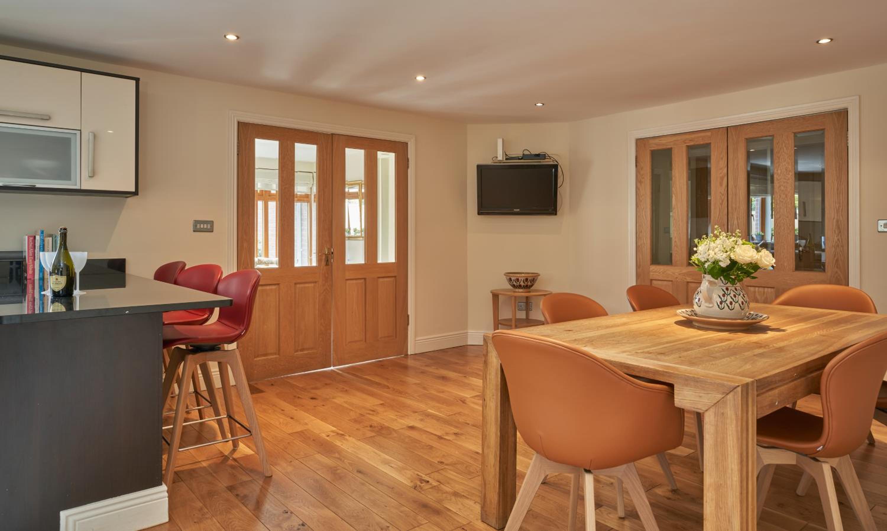 Dublin 'Home from Home', Luxury, Private Secure House