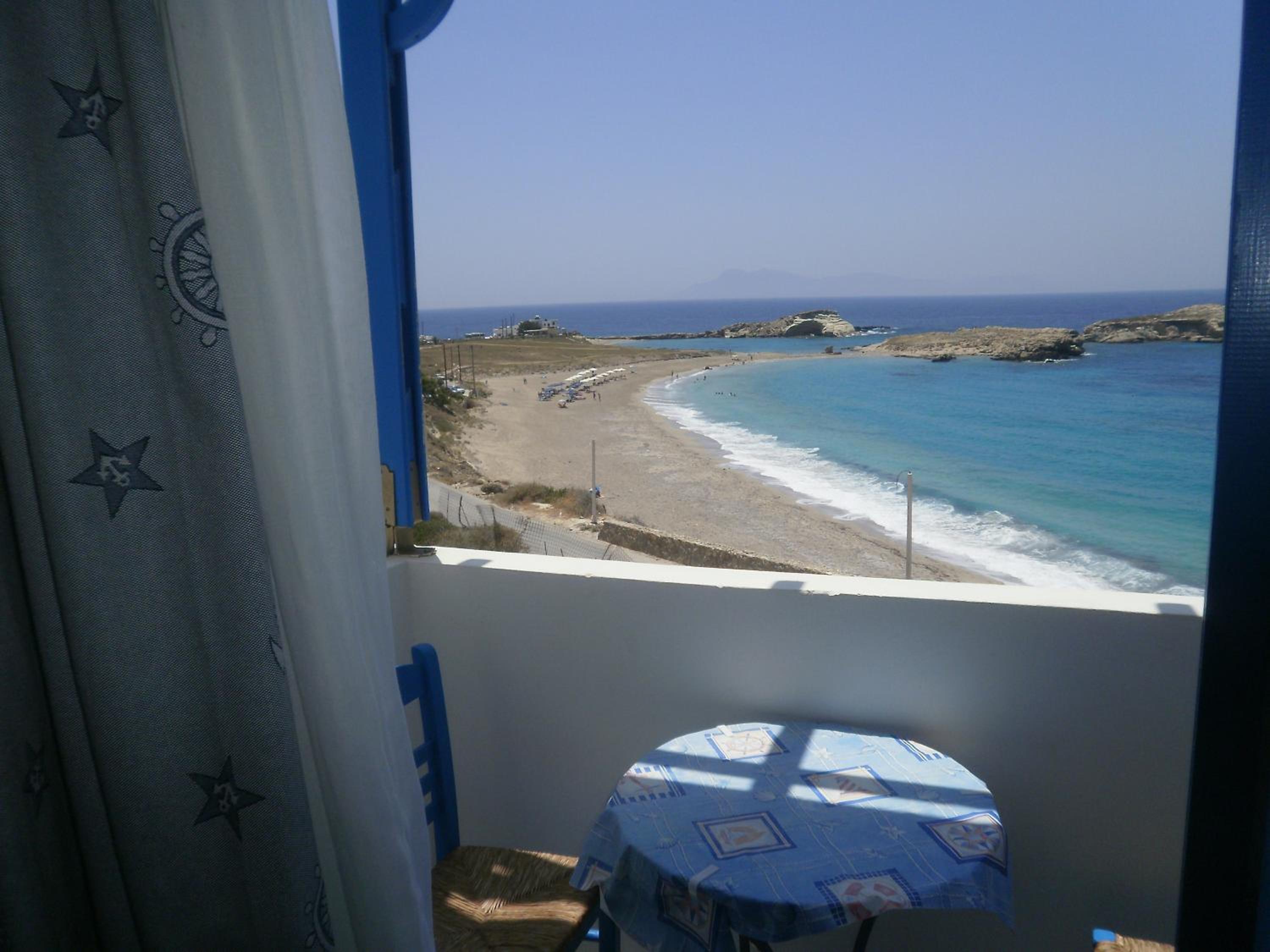 Blue and White Studios & Apartments