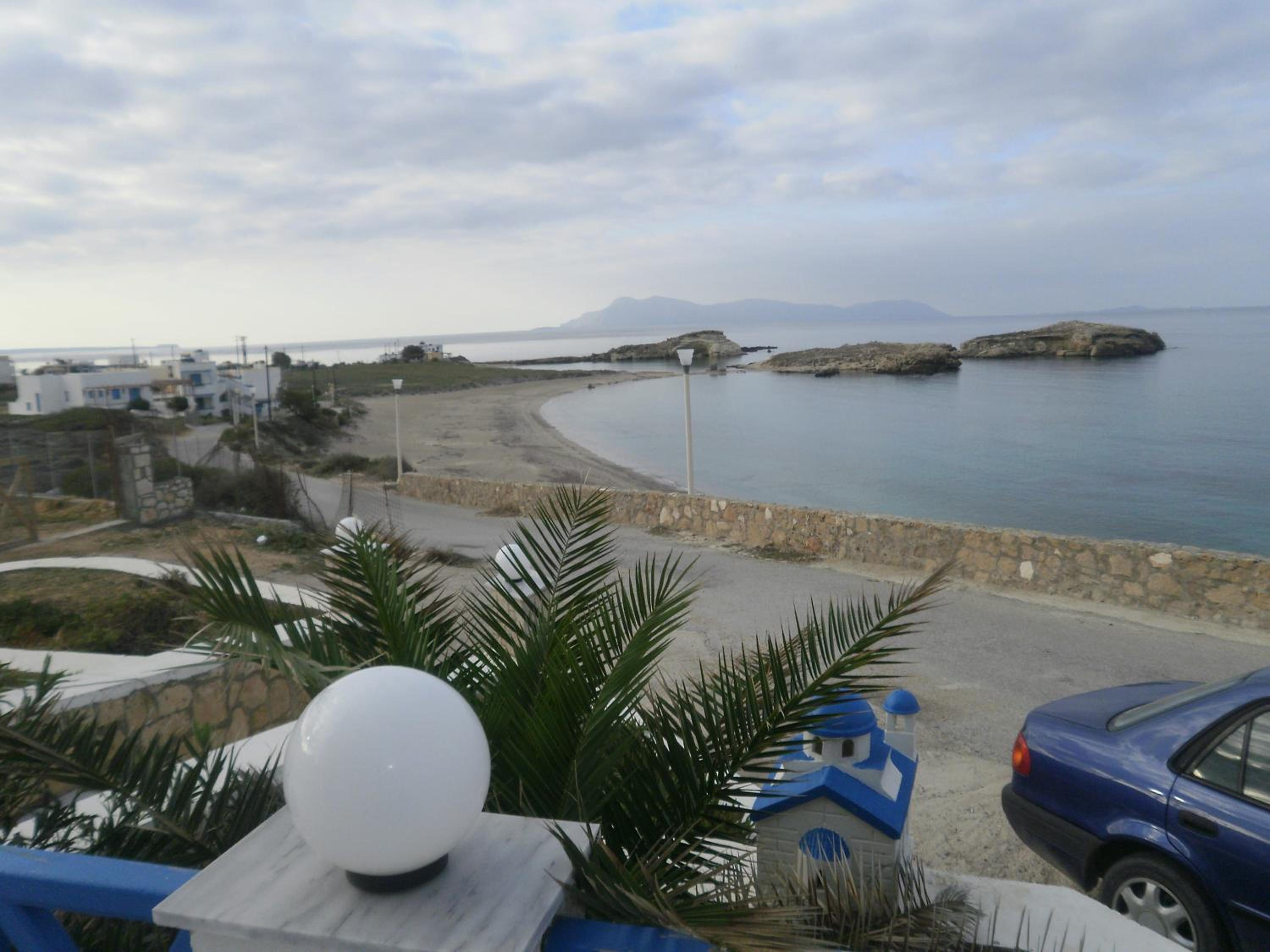 Blue and White Studios & Apartments photo 3