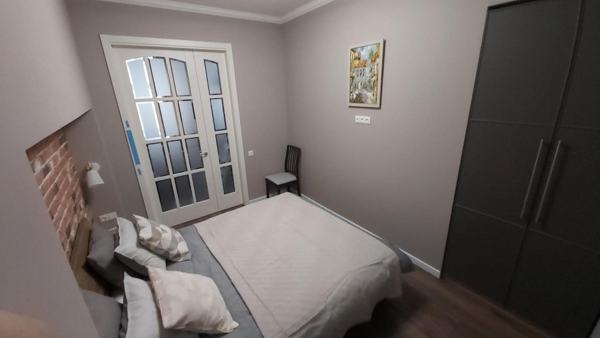Old Town Modern Apartment