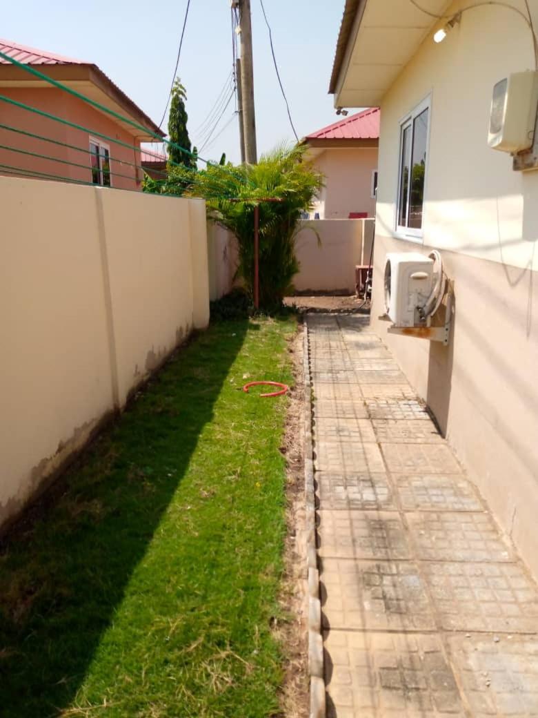 Luxury Tema community 25 gated 3-bedroom house - Fivehills homes view 3