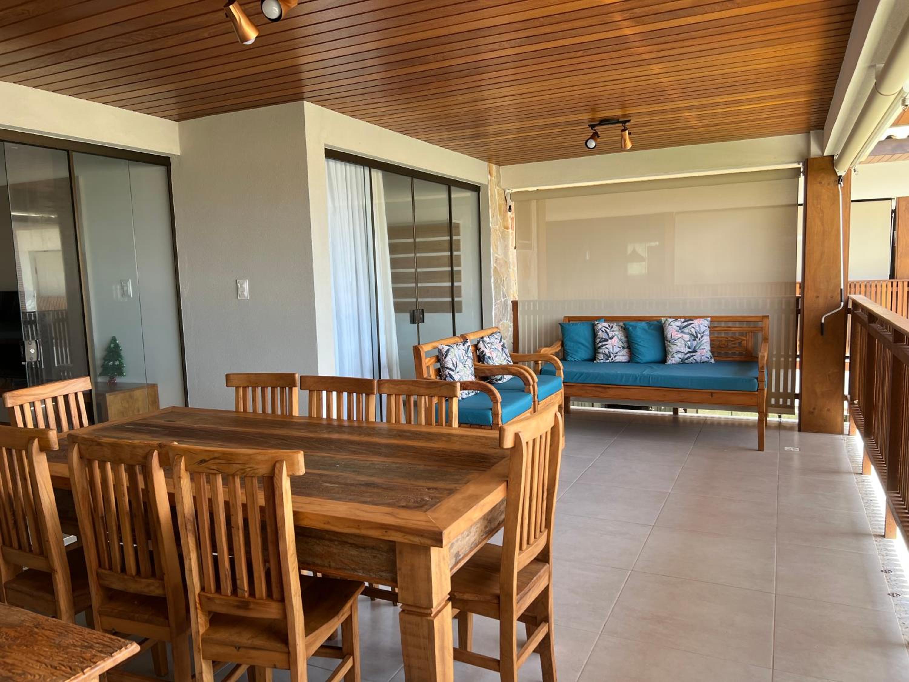 Apto novo Imperia Lounge pé-na-areia Itacimirim