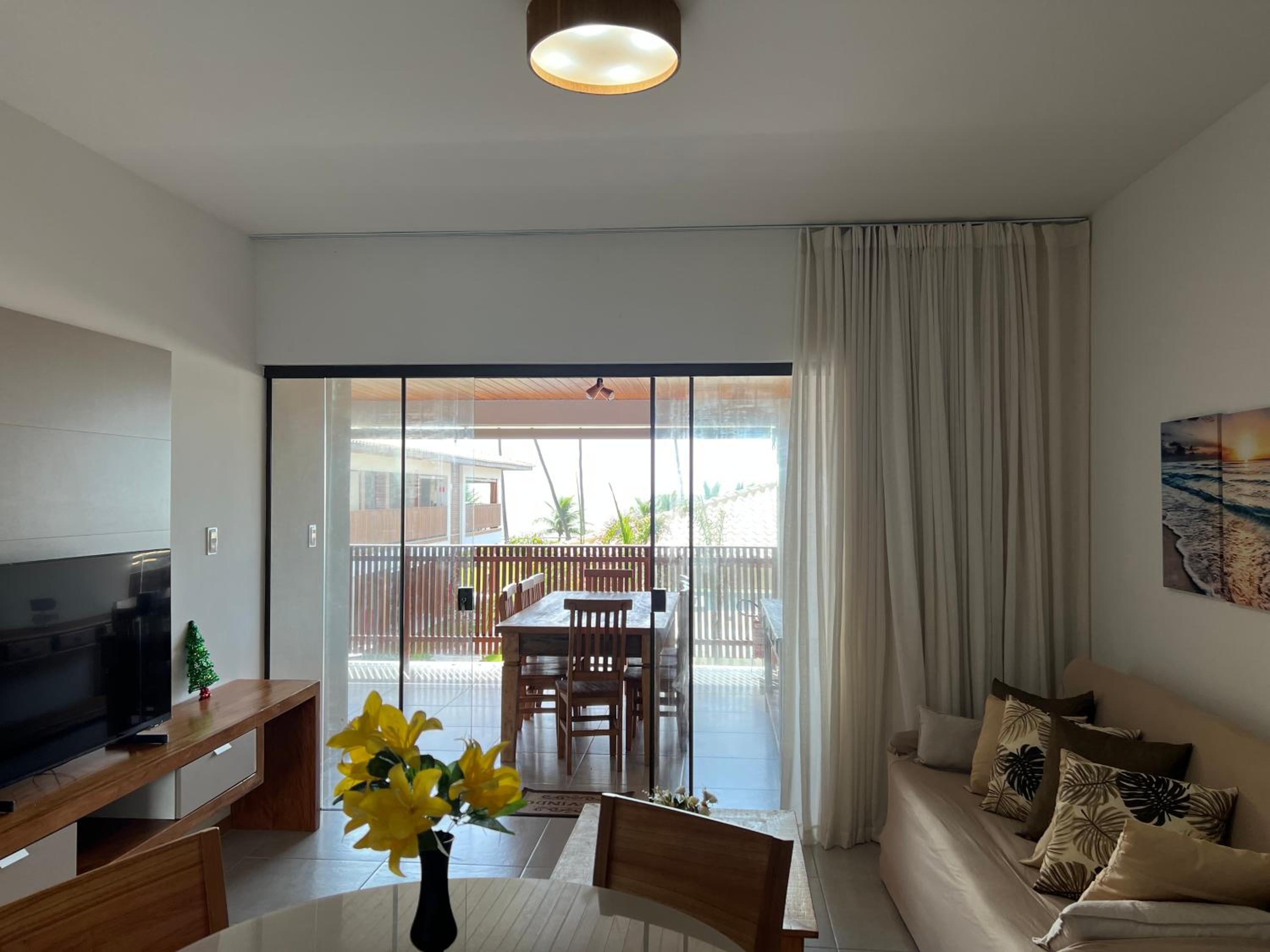 Apto novo Imperia Lounge pé-na-areia Itacimirim